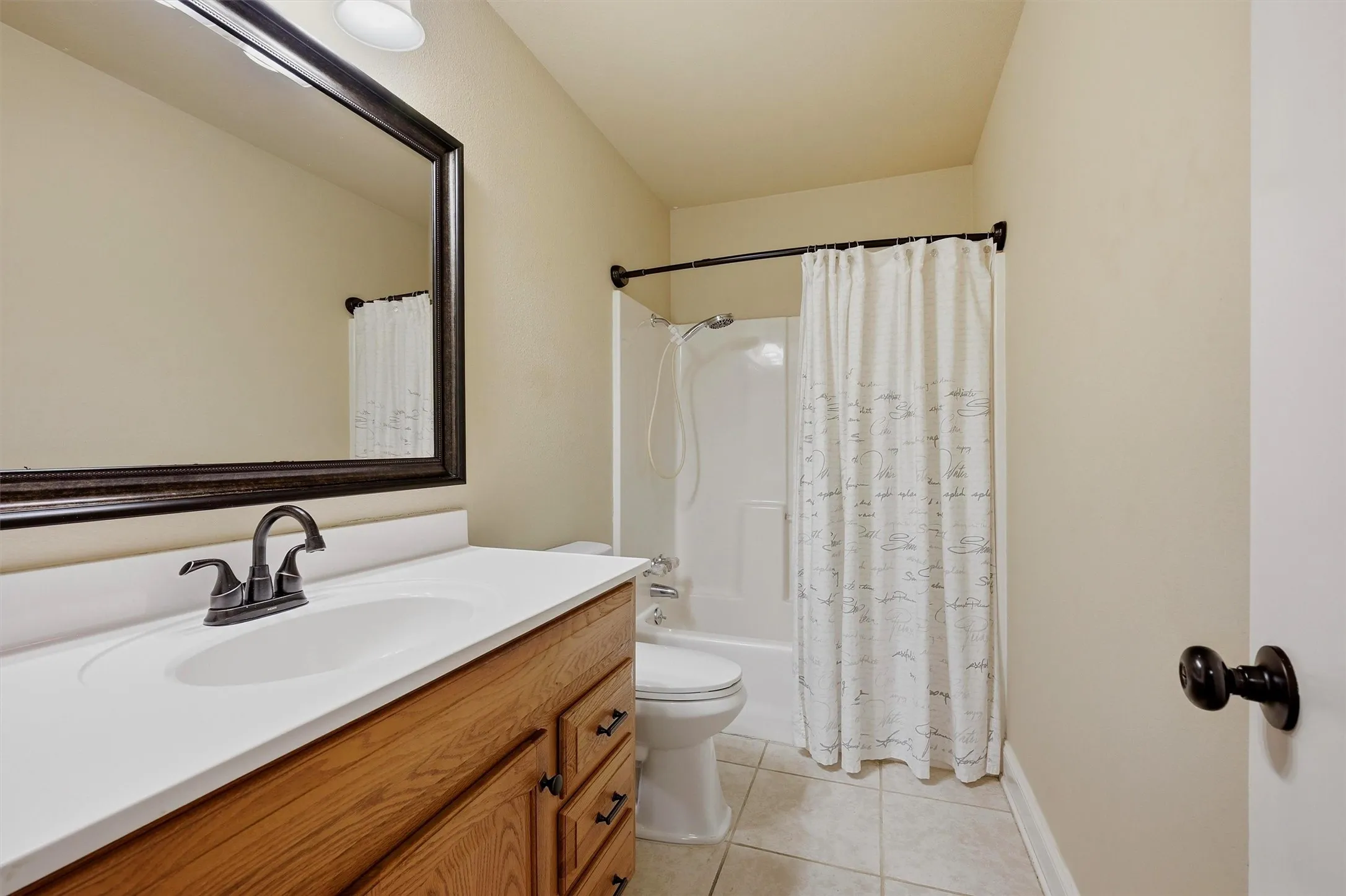 Single Family Residence For Sale in Cooke County , 4476 County Road 107, Gainesville, Texas 76240, 4 Bedroom, 2 Bathroom, Garage spaces, 1,881 Sqft, built in 2003, Price $660,000, mls#21246062, Real Estate Agent in Gainesville, Homes For Sale in Cooke county, Homes For Sale in Gainesville, Realtor in Gainesville Texas, Real Estate Brokerage Independent Realty Texas, Luminita Cordes Realtor