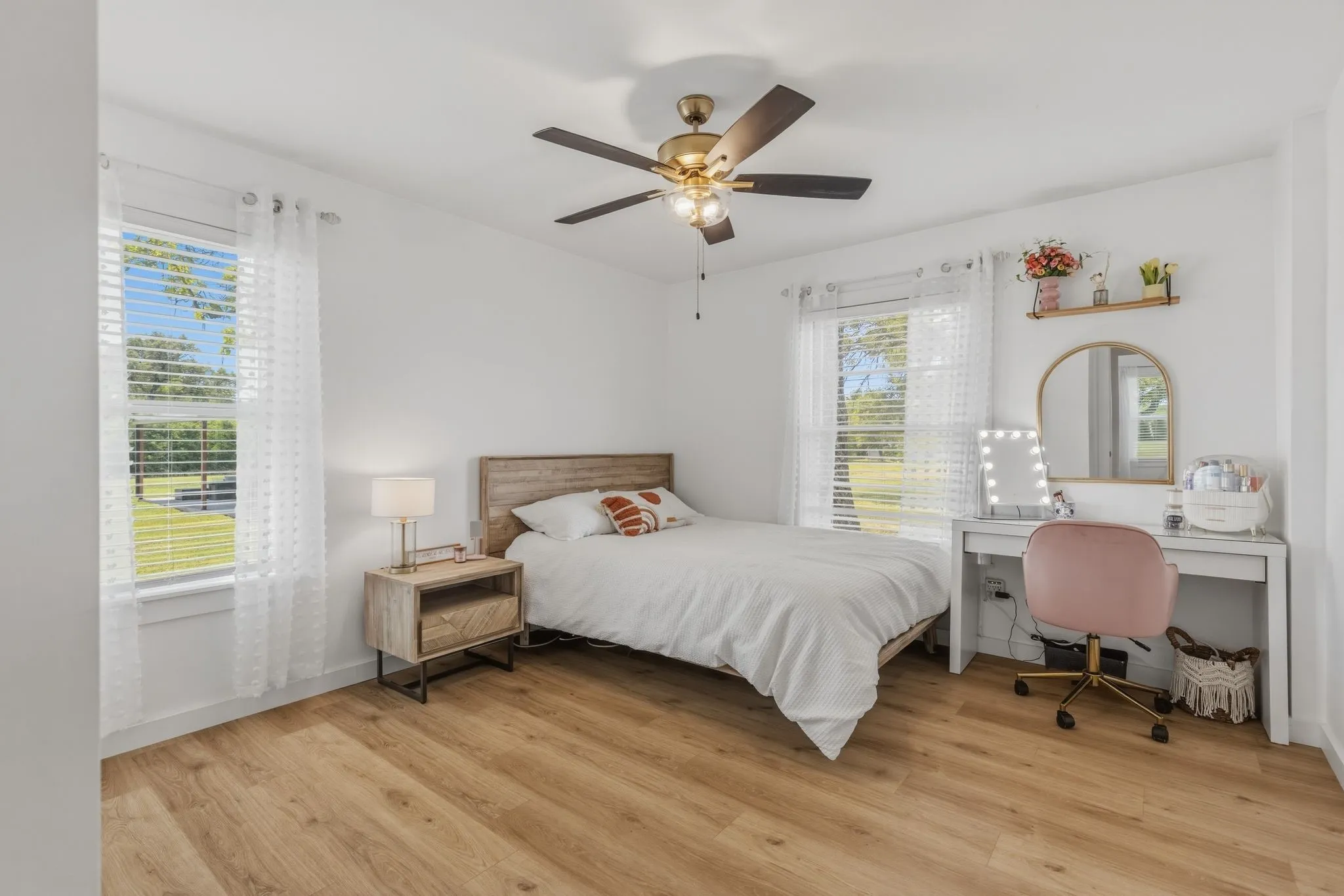 Single Family Residence For Sale in Rains County , 1100 Rs County Road 3150, Emory, Texas 75440, 3 Bedroom, 2 Bathroom, Garage spaces, 1,500 Sqft, built in 1975, mls#21244168, Real Estate Agent in Emory, Homes For Sale in Rains county, Homes For Sale in Emory, Realtor in Emory Texas, Real Estate Brokerage Independent Realty Texas, Luminita Cordes Realtor
