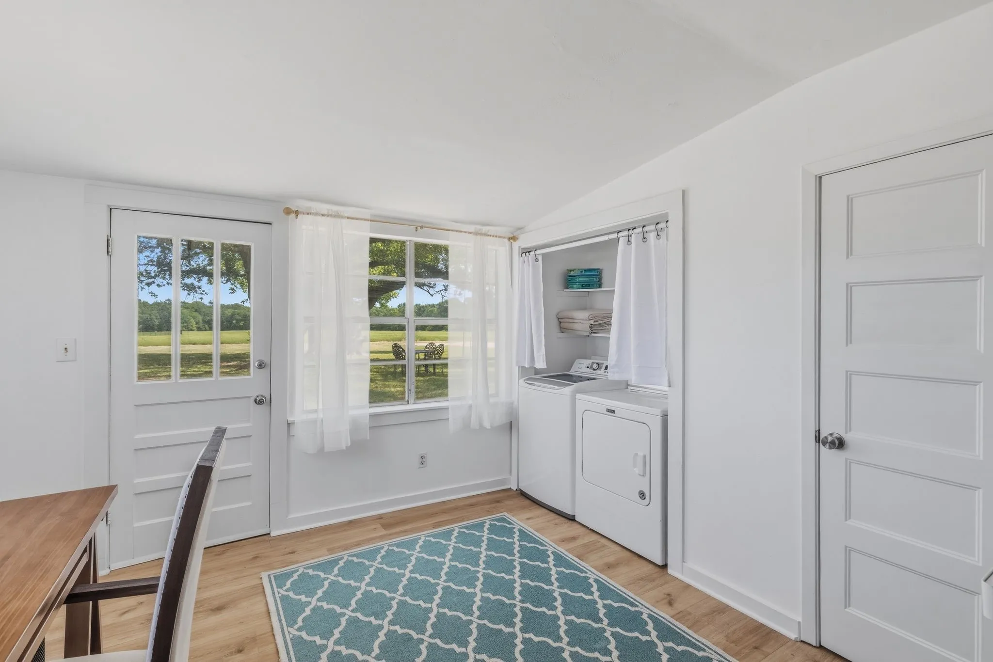Single Family Residence For Sale in Rains County , 1100 Rs County Road 3150, Emory, Texas 75440, 3 Bedroom, 2 Bathroom, Garage spaces, 1,500 Sqft, built in 1975, mls#21244168, Real Estate Agent in Emory, Homes For Sale in Rains county, Homes For Sale in Emory, Realtor in Emory Texas, Real Estate Brokerage Independent Realty Texas, Luminita Cordes Realtor