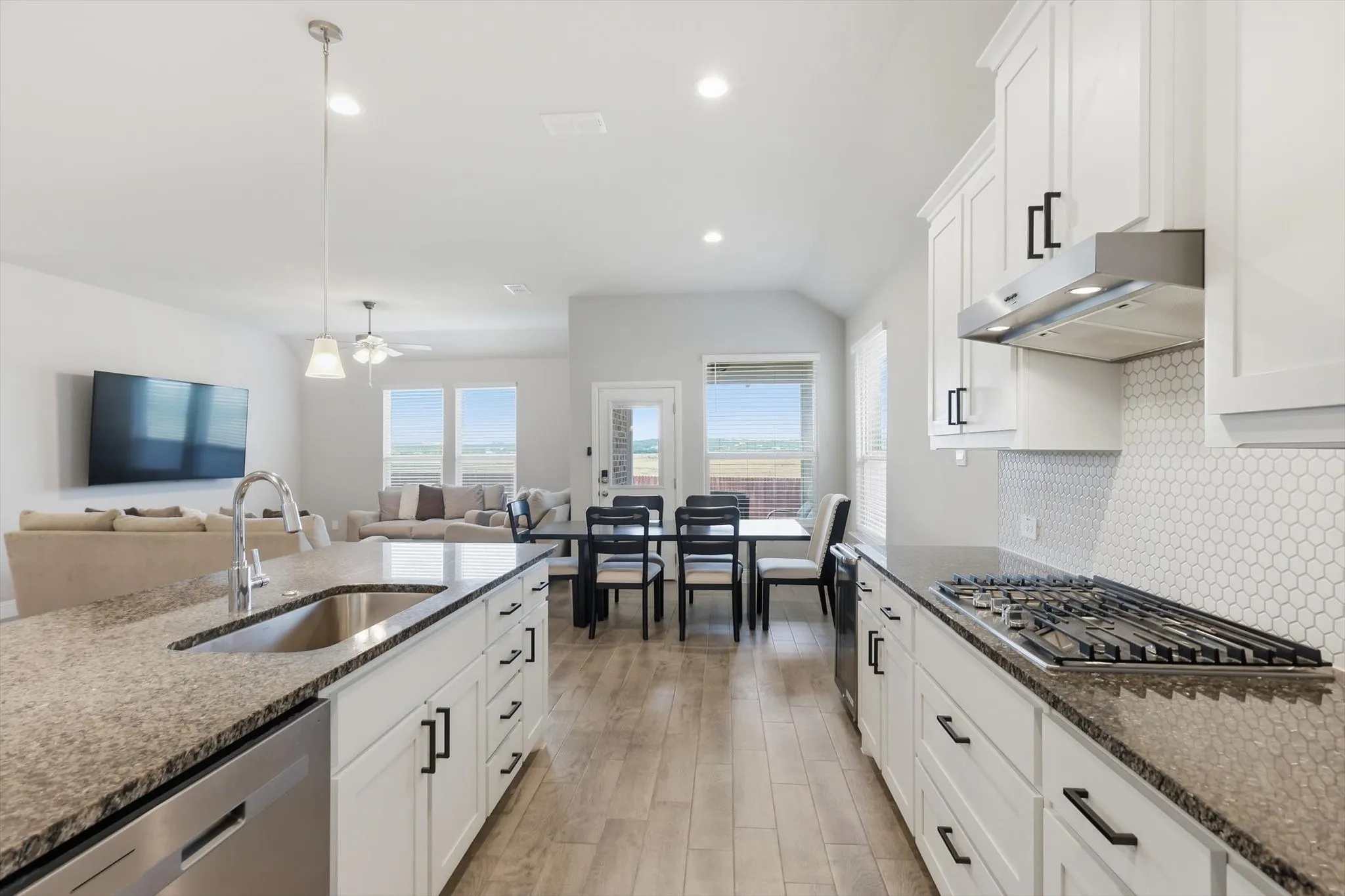 Single Family Residence For Sale in Denton County , 3021 Lionsgate Drive, Argyle, Texas 76226, 4 Bedroom, 3 Bathroom, 2 Garage spaces, 2,036 Sqft, built in 2023, mls#21245028, Real Estate Agent in Argyle, Homes For Sale in Denton county, Homes For Sale in Argyle, Realtor in Argyle Texas, Real Estate Brokerage Independent Realty Texas, Luminita Cordes Realtor