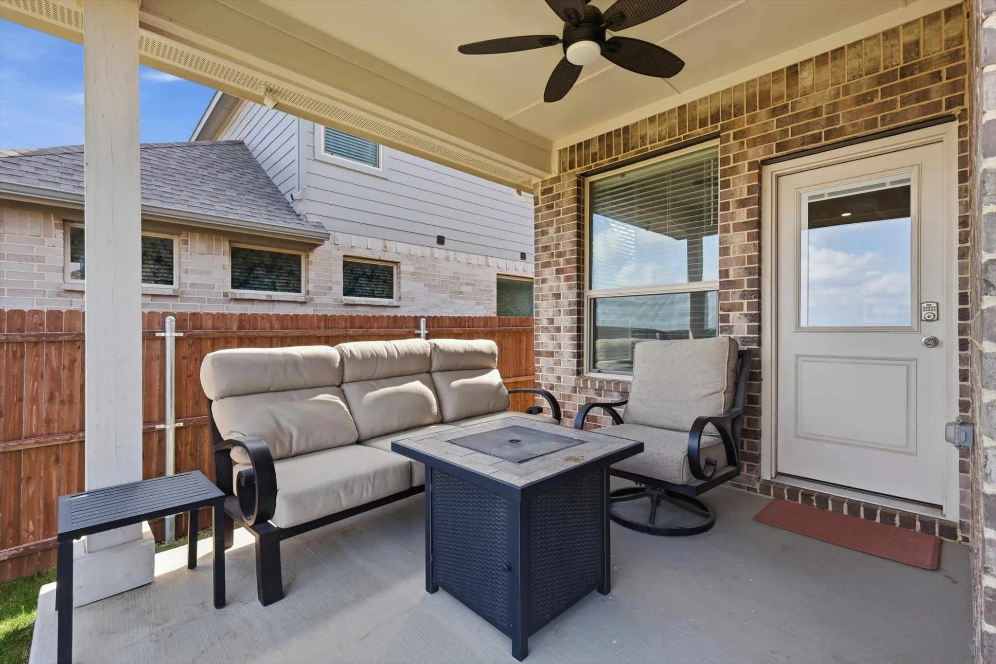 Single Family Residence For Sale in Denton County , 3021 Lionsgate Drive, Argyle, Texas 76226, 4 Bedroom, 3 Bathroom, 2 Garage spaces, 2,036 Sqft, built in 2023, mls#21245028, Real Estate Agent in Argyle, Homes For Sale in Denton county, Homes For Sale in Argyle, Realtor in Argyle Texas, Real Estate Brokerage Independent Realty Texas, Luminita Cordes Realtor
