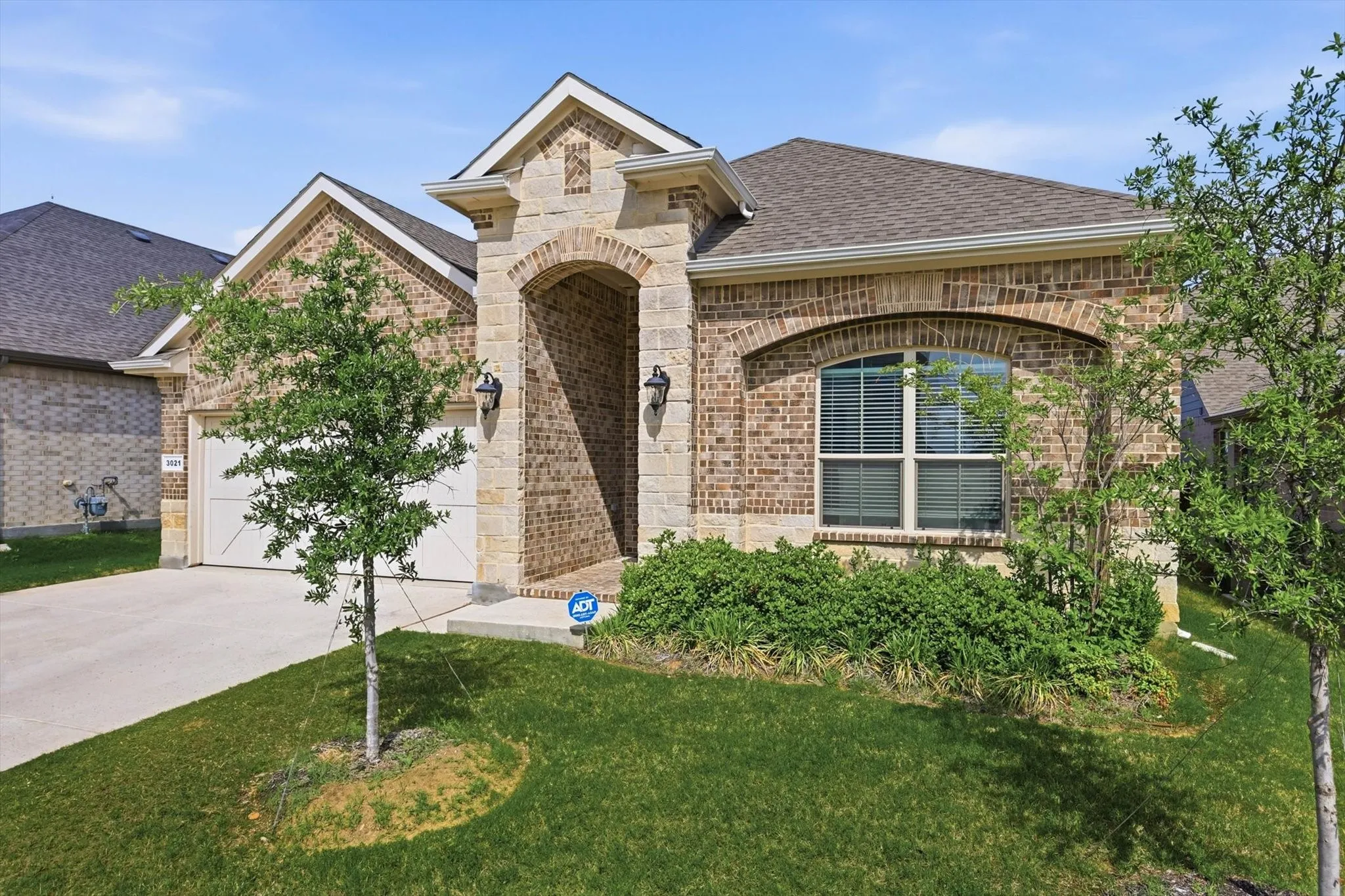 Single Family Residence For Sale in Denton County , 3021 Lionsgate Drive, Argyle, Texas 76226, 4 Bedroom, 3 Bathroom, 2 Garage spaces, 2,036 Sqft, built in 2023, mls#21245028, Real Estate Agent in Argyle, Homes For Sale in Denton county, Homes For Sale in Argyle, Realtor in Argyle Texas, Real Estate Brokerage Independent Realty Texas, Luminita Cordes Realtor
