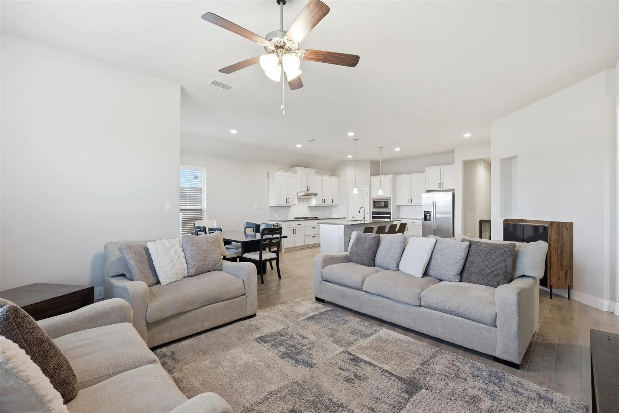 Single Family Residence For Sale in Denton County , 3021 Lionsgate Drive, Argyle, Texas 76226, 4 Bedroom, 3 Bathroom, 2 Garage spaces, 2,036 Sqft, built in 2023, mls#21245028, Real Estate Agent in Argyle, Homes For Sale in Denton county, Homes For Sale in Argyle, Realtor in Argyle Texas, Real Estate Brokerage Independent Realty Texas, Luminita Cordes Realtor