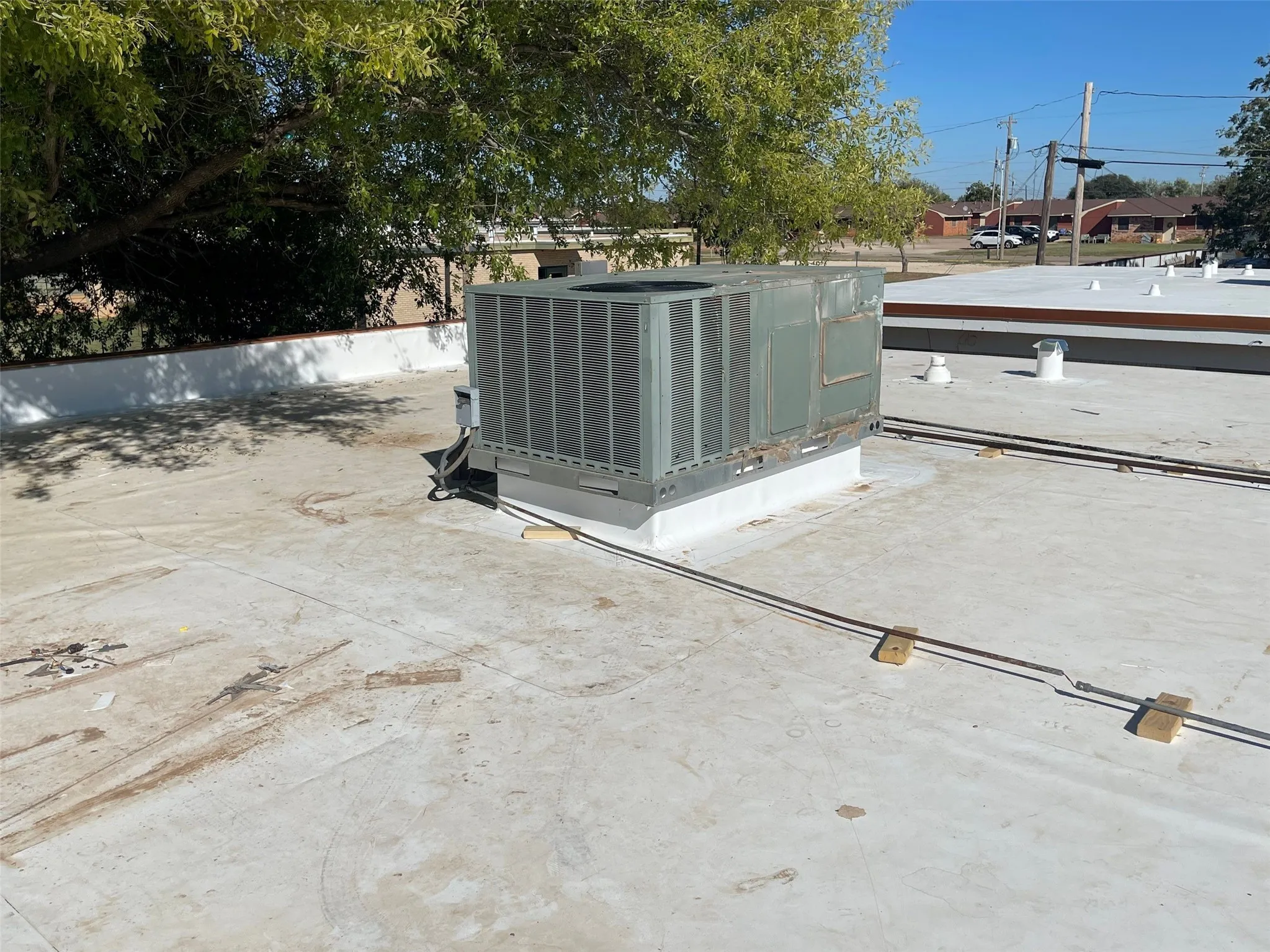 All HVAC units placed on new curbs