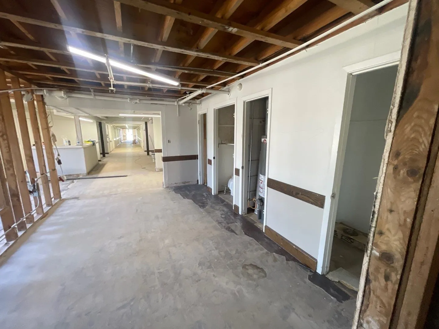 Business For Sale in Jones County , 125 Avenue J, Anson, Texas 79501, 0, 0, Garage spaces, 31,854 Sqft, built in 1980, Preowned, mls#21242294, Real Estate Agent in Anson, Homes For Sale in Jones county, Homes For Sale in Anson, Realtor in Anson Texas, Real Estate Brokerage Independent Realty Texas, Luminita Cordes Realtor