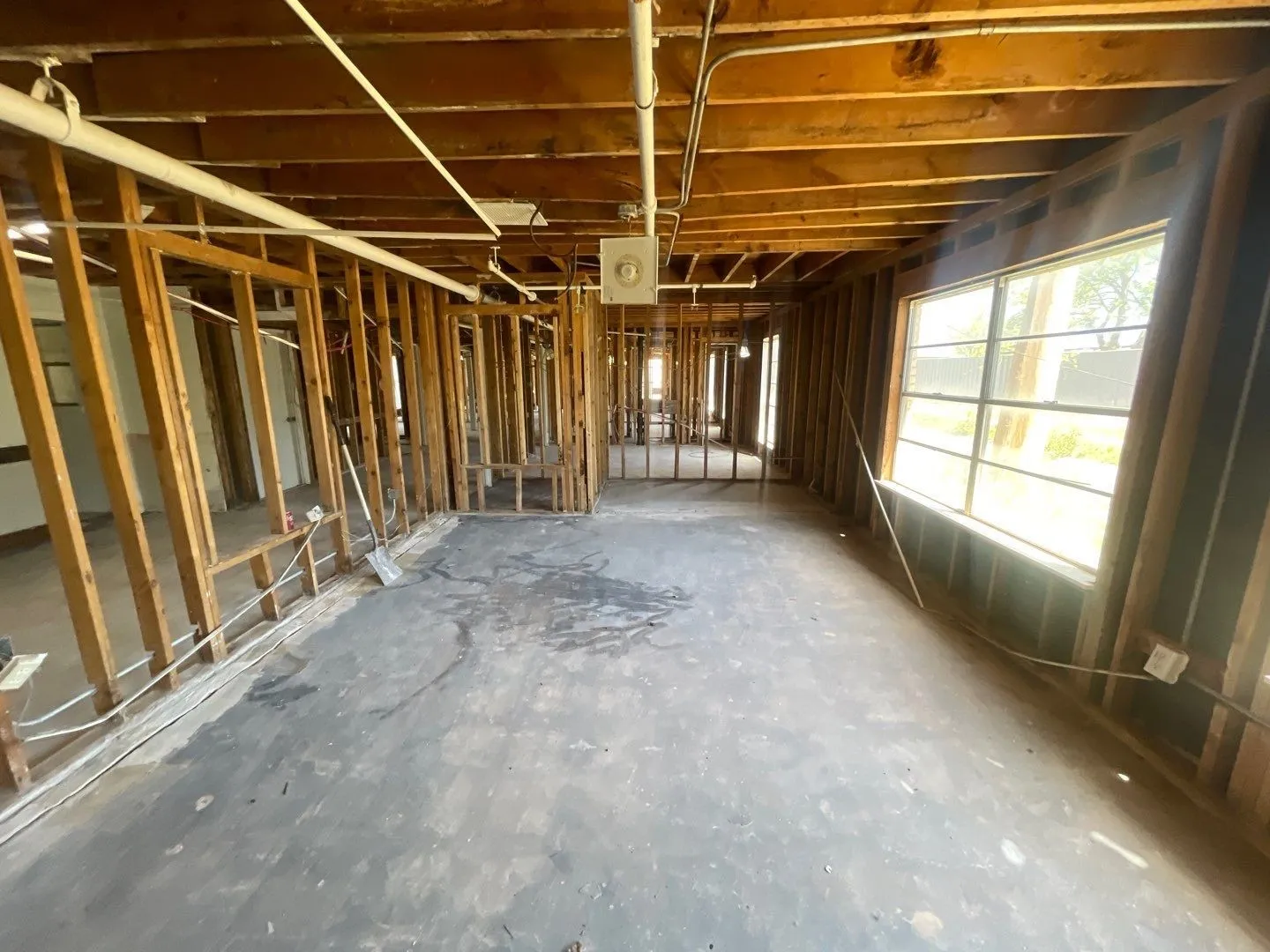 Business For Sale in Jones County , 125 Avenue J, Anson, Texas 79501, 0, 0, Garage spaces, 31,854 Sqft, built in 1980, Preowned, mls#21242294, Real Estate Agent in Anson, Homes For Sale in Jones county, Homes For Sale in Anson, Realtor in Anson Texas, Real Estate Brokerage Independent Realty Texas, Luminita Cordes Realtor