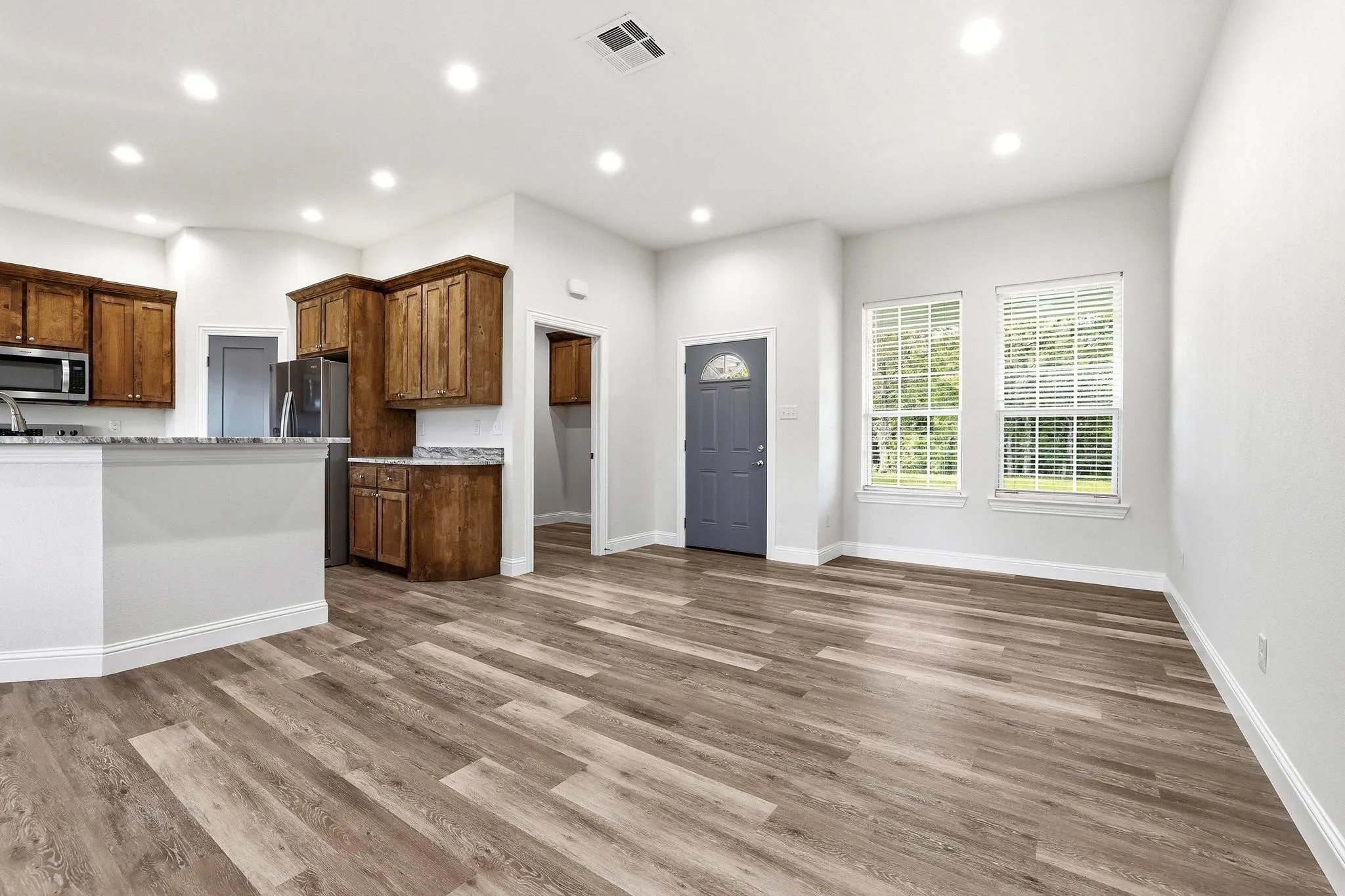 Single Family Residence For Sale in Fannin County , 903 W Cardinal Street, Ector, Texas 75439, 3 Bedroom, 2 Bathroom, 2 Garage spaces, 1,708 Sqft, built in 2026, mls#21231383, Real Estate Agent in Ector, Homes For Sale in Fannin county, Homes For Sale in Ector, Realtor in Ector Texas, Real Estate Brokerage Independent Realty Texas, Luminita Cordes Realtor