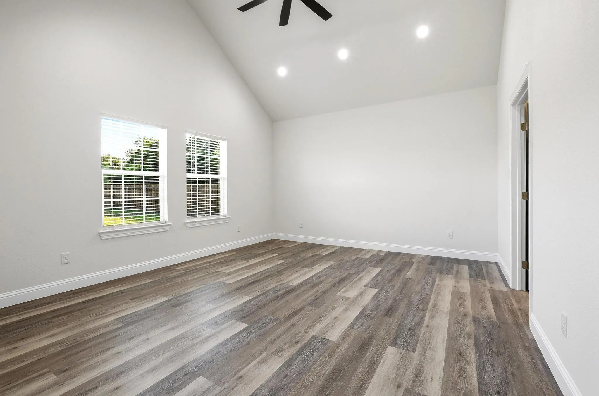 Single Family Residence For Sale in Fannin County , 903 W Cardinal Street, Ector, Texas 75439, 3 Bedroom, 2 Bathroom, 2 Garage spaces, 1,708 Sqft, built in 2026, mls#21231383, Real Estate Agent in Ector, Homes For Sale in Fannin county, Homes For Sale in Ector, Realtor in Ector Texas, Real Estate Brokerage Independent Realty Texas, Luminita Cordes Realtor