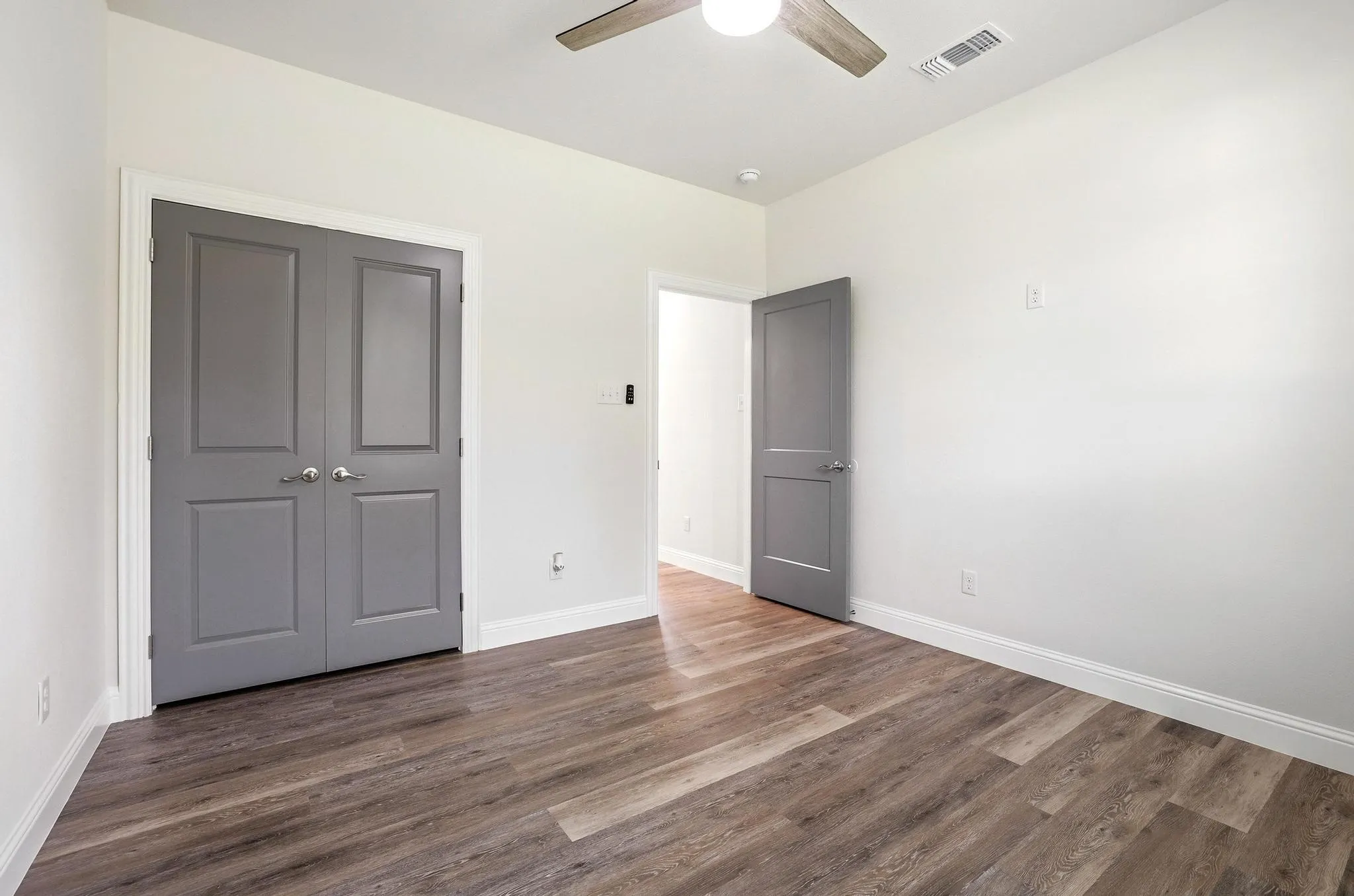 Single Family Residence For Sale in Fannin County , 903 W Cardinal Street, Ector, Texas 75439, 3 Bedroom, 2 Bathroom, 2 Garage spaces, 1,708 Sqft, built in 2026, mls#21231383, Real Estate Agent in Ector, Homes For Sale in Fannin county, Homes For Sale in Ector, Realtor in Ector Texas, Real Estate Brokerage Independent Realty Texas, Luminita Cordes Realtor