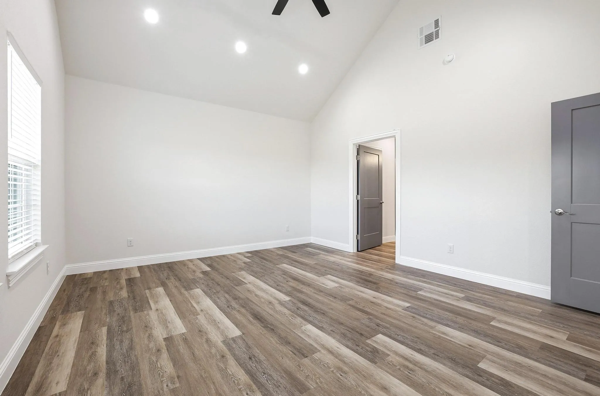 Single Family Residence For Sale in Fannin County , 903 W Cardinal Street, Ector, Texas 75439, 3 Bedroom, 2 Bathroom, 2 Garage spaces, 1,708 Sqft, built in 2026, mls#21231383, Real Estate Agent in Ector, Homes For Sale in Fannin county, Homes For Sale in Ector, Realtor in Ector Texas, Real Estate Brokerage Independent Realty Texas, Luminita Cordes Realtor