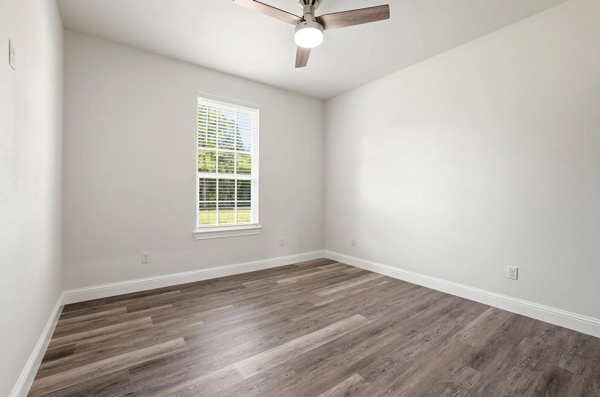 Single Family Residence For Sale in Fannin County , 903 W Cardinal Street, Ector, Texas 75439, 3 Bedroom, 2 Bathroom, 2 Garage spaces, 1,708 Sqft, built in 2026, mls#21231383, Real Estate Agent in Ector, Homes For Sale in Fannin county, Homes For Sale in Ector, Realtor in Ector Texas, Real Estate Brokerage Independent Realty Texas, Luminita Cordes Realtor