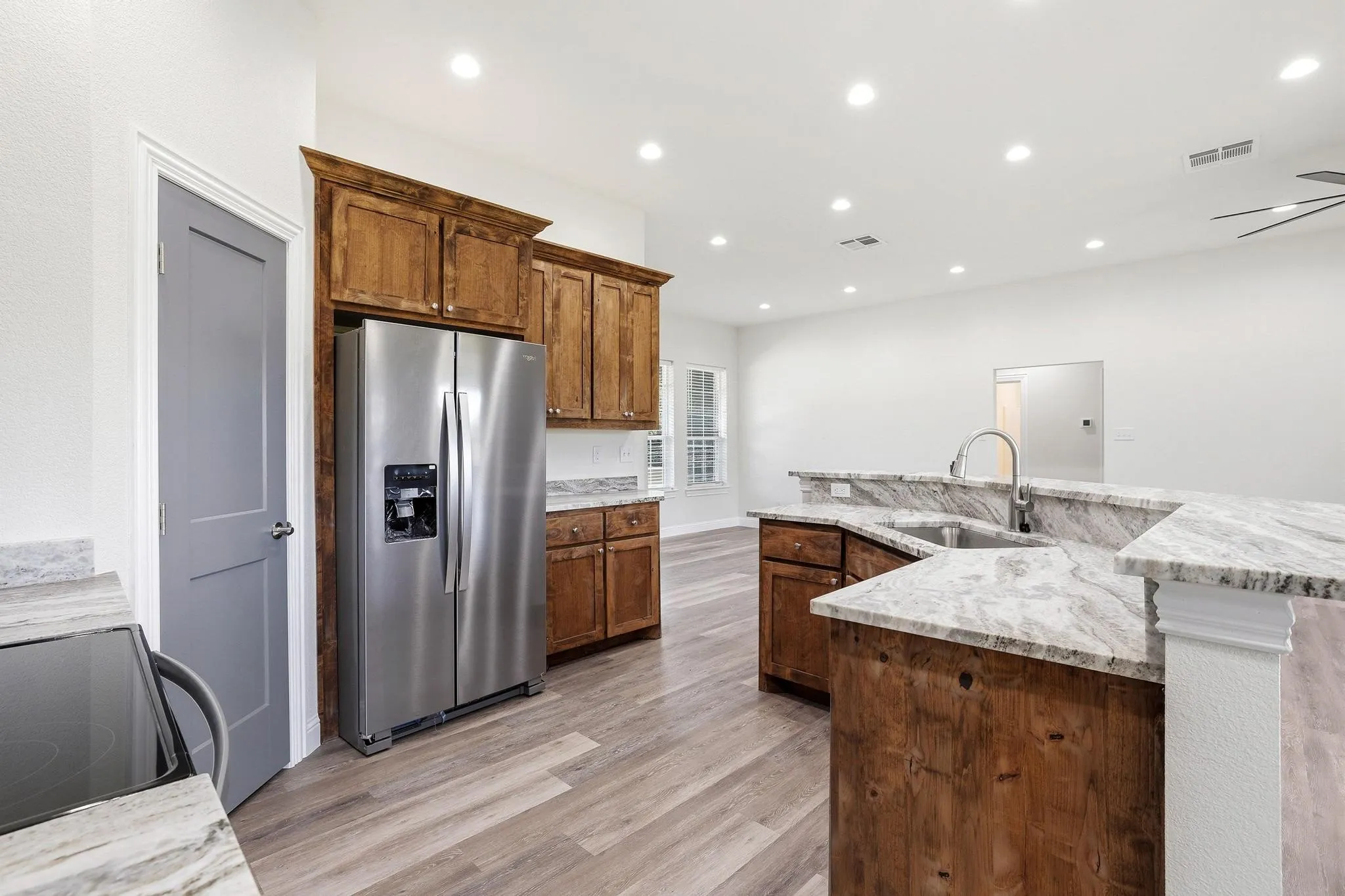 Single Family Residence For Sale in Fannin County , 903 W Cardinal Street, Ector, Texas 75439, 3 Bedroom, 2 Bathroom, 2 Garage spaces, 1,708 Sqft, built in 2026, mls#21231383, Real Estate Agent in Ector, Homes For Sale in Fannin county, Homes For Sale in Ector, Realtor in Ector Texas, Real Estate Brokerage Independent Realty Texas, Luminita Cordes Realtor