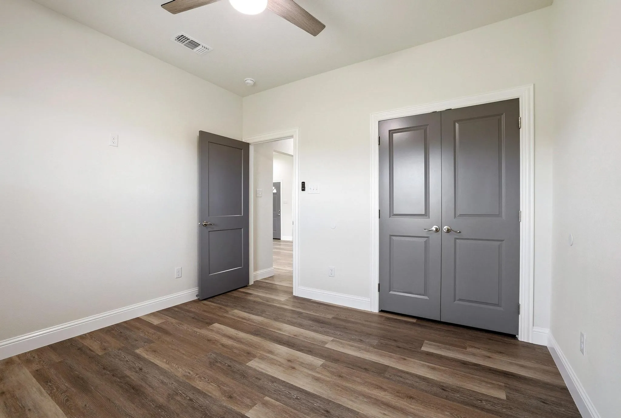 Single Family Residence For Sale in Fannin County , 903 W Cardinal Street, Ector, Texas 75439, 3 Bedroom, 2 Bathroom, 2 Garage spaces, 1,708 Sqft, built in 2026, mls#21231383, Real Estate Agent in Ector, Homes For Sale in Fannin county, Homes For Sale in Ector, Realtor in Ector Texas, Real Estate Brokerage Independent Realty Texas, Luminita Cordes Realtor