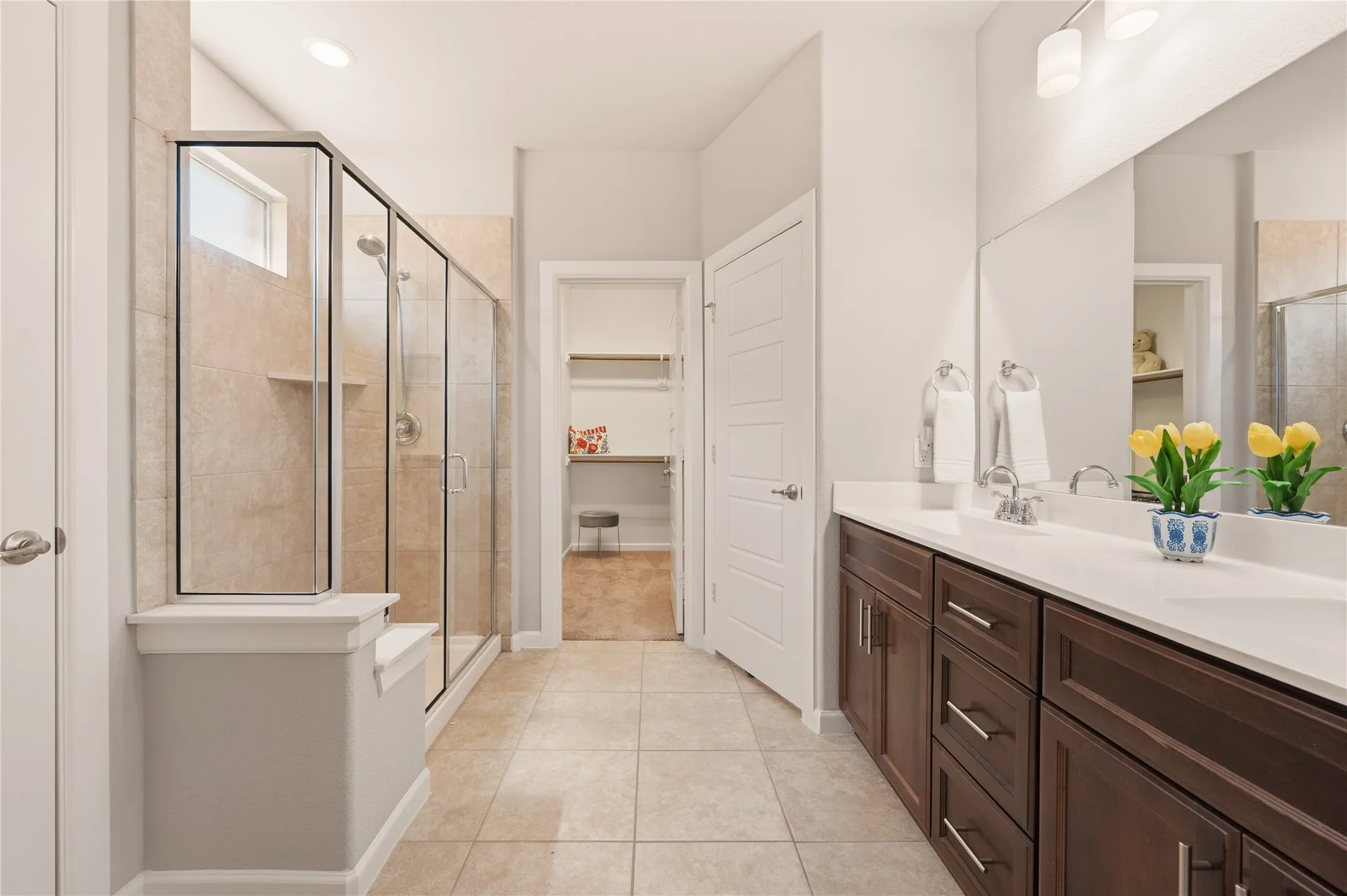 Single Family Residence For Sale in Tarrant County , 4727 Bluffview Drive, Haltom City, Texas 76137, 5 Bedroom, 3 Bathroom, 2 Garage spaces, 2,533 Sqft, built in 2020, mls#21240443, Real Estate Agent in Haltom City, Homes For Sale in Tarrant county, Homes For Sale in Haltom City, Realtor in Haltom City Texas, Real Estate Brokerage Independent Realty Texas, Luminita Cordes Realtor