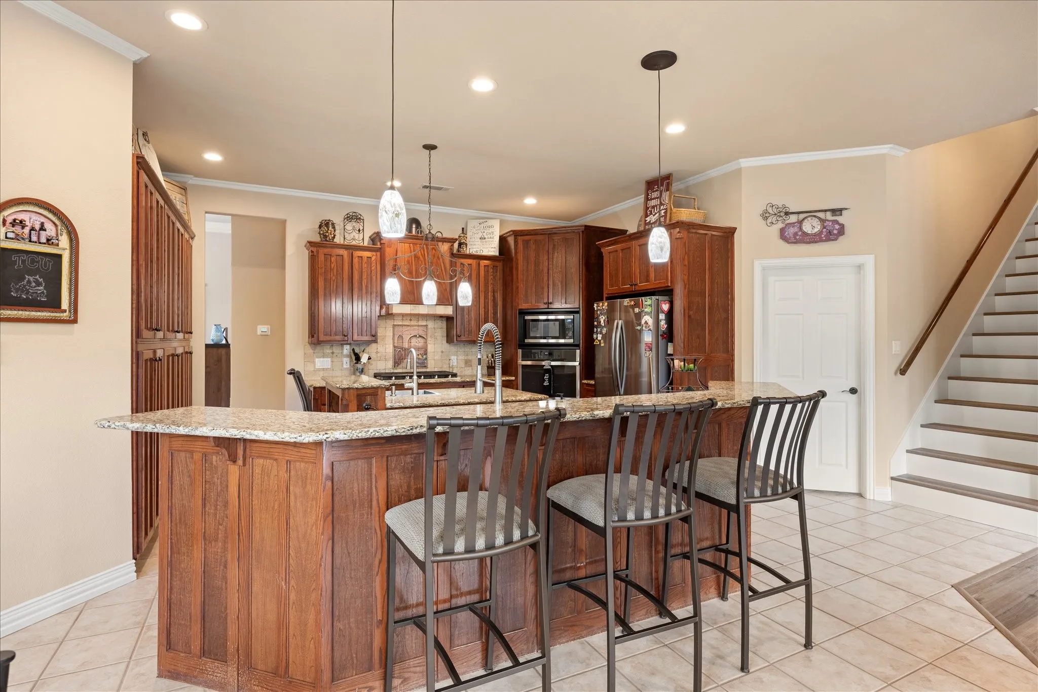 Kitchen offers eat-in area and lots of storage.