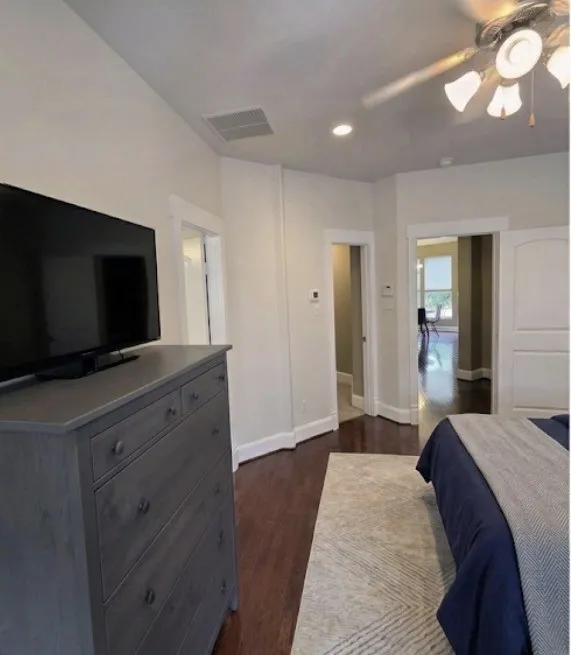 Townhouse For Sale in Dallas County , 2600 Piazza Court 2, Grand Prairie, Texas 75054, 3 Bedroom, 3 Bathroom, 2 Garage spaces, 2,241 Sqft, built in 2005, mls#21238327, Real Estate Agent in Grand Prairie, Homes For Sale in Dallas county, Homes For Sale in Grand Prairie, Realtor in Grand Prairie Texas, Real Estate Brokerage Independent Realty Texas, Luminita Cordes Realtor