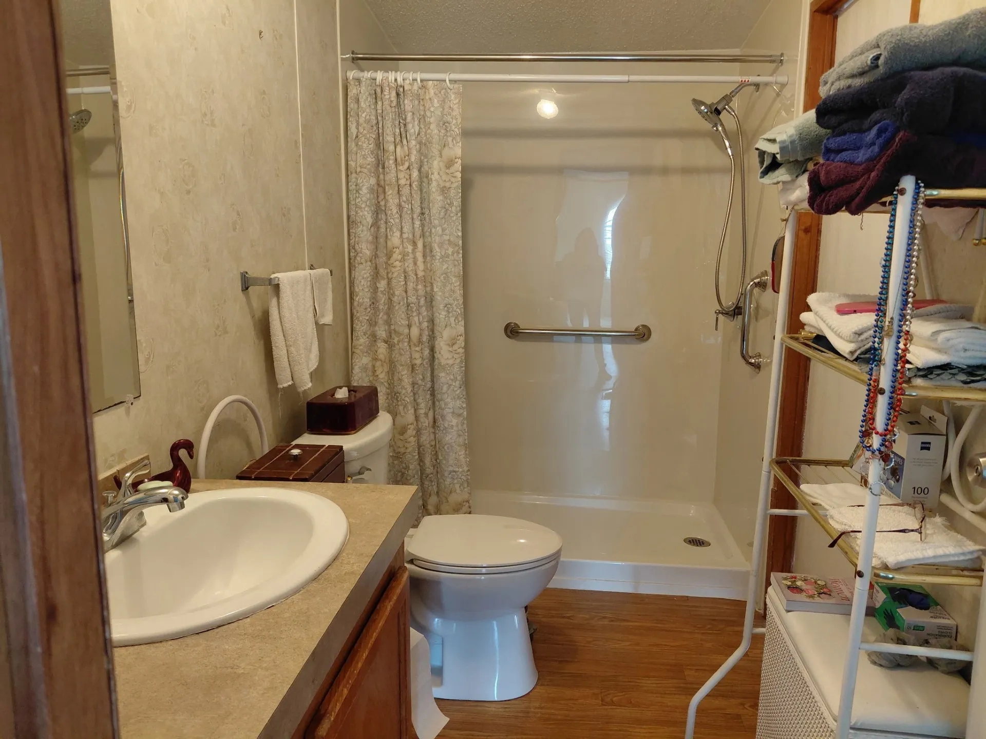 Mobile Home For Sale in Collin County , 6141 County Road 593, Nevada, Texas 75173, 4 Bedroom, 2 Bathroom, Garage spaces, 2,432 Sqft, built in 2007, mls#21241765, Real Estate Agent in Nevada, Homes For Sale in Collin county, Homes For Sale in Nevada, Realtor in Nevada Texas, Real Estate Brokerage Independent Realty Texas, Luminita Cordes Realtor