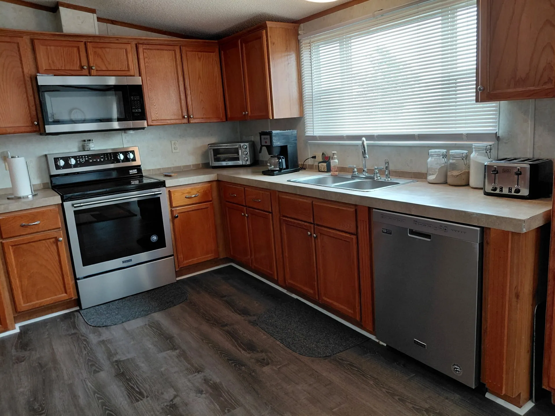 Mobile Home For Sale in Collin County , 6141 County Road 593, Nevada, Texas 75173, 4 Bedroom, 2 Bathroom, Garage spaces, 2,432 Sqft, built in 2007, mls#21241765, Real Estate Agent in Nevada, Homes For Sale in Collin county, Homes For Sale in Nevada, Realtor in Nevada Texas, Real Estate Brokerage Independent Realty Texas, Luminita Cordes Realtor