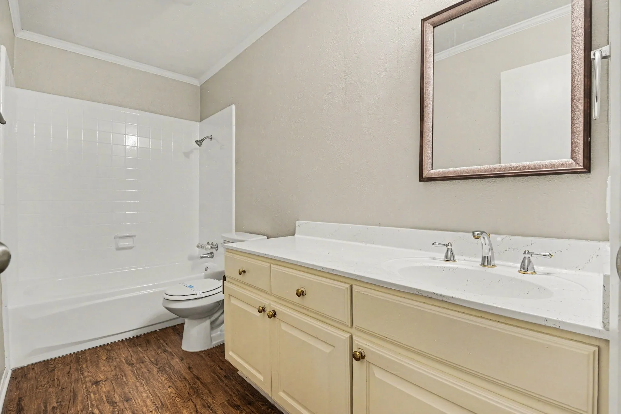 Single Family Residence For Sale in Collin County , 1408 Vanderbilt Drive, Plano, Texas 75023, 3 Bedroom, 2 Bathroom, 2 Garage spaces, 1,425 Sqft, built in 1974, mls#21245752, Real Estate Agent in Plano, Homes For Sale in Collin county, Homes For Sale in Plano, Realtor in Plano Texas, Real Estate Brokerage Independent Realty Texas, Luminita Cordes Realtor
