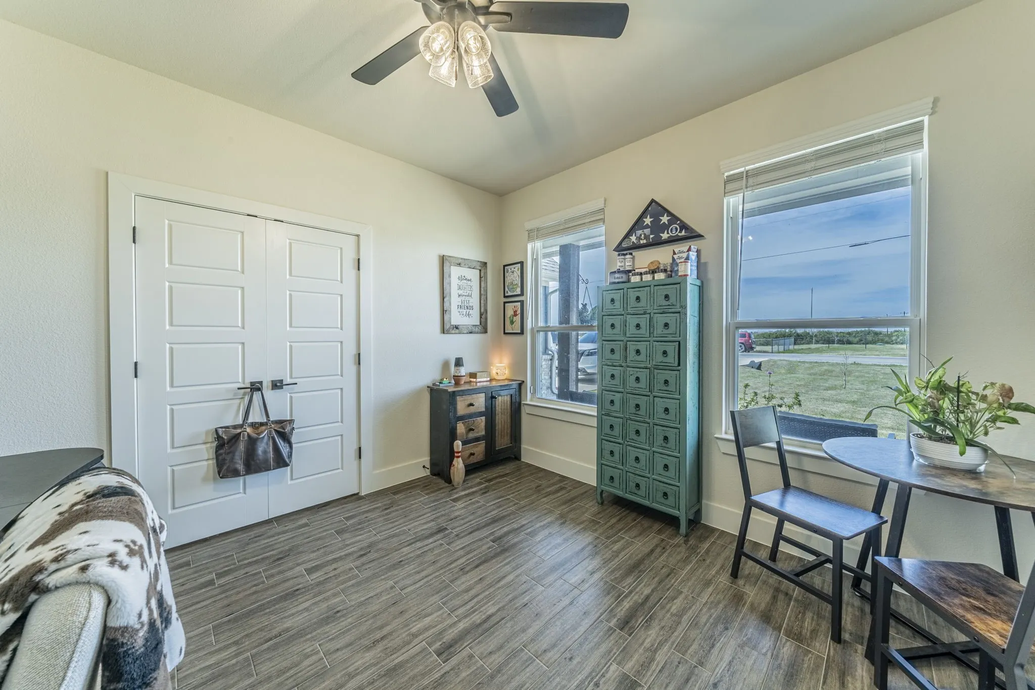 Single Family Residence For Sale in Parker County , 2001 Redemption Drive, Weatherford, Texas 76088, 3 Bedroom, 3 Bathroom, 2 Garage spaces, 2,355 Sqft, built in 2023, mls#21245678, Real Estate Agent in Weatherford, Homes For Sale in Parker county, Homes For Sale in Weatherford, Realtor in Weatherford Texas, Real Estate Brokerage Independent Realty Texas, Luminita Cordes Realtor