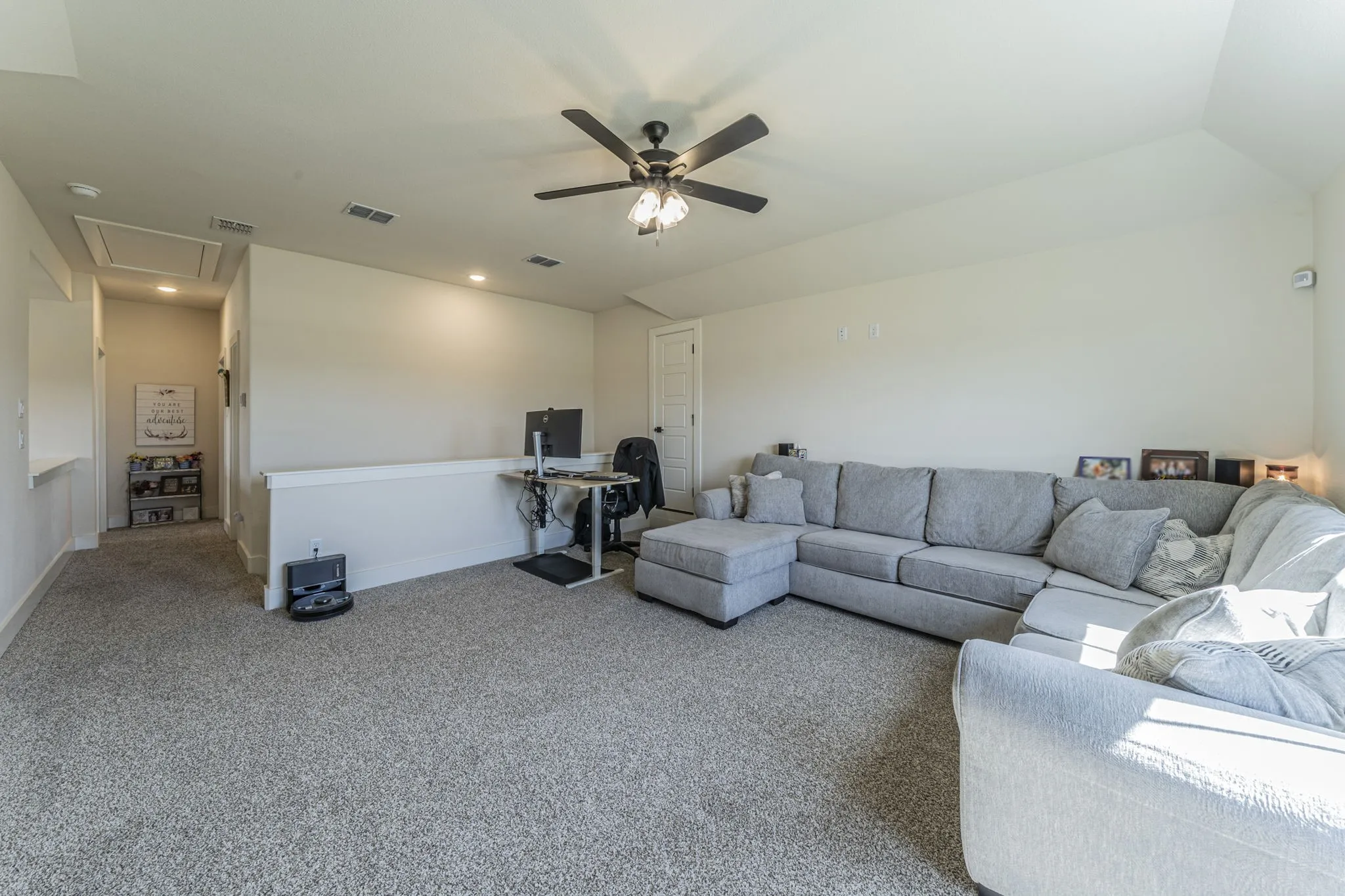 Single Family Residence For Sale in Parker County , 2001 Redemption Drive, Weatherford, Texas 76088, 3 Bedroom, 3 Bathroom, 2 Garage spaces, 2,355 Sqft, built in 2023, mls#21245678, Real Estate Agent in Weatherford, Homes For Sale in Parker county, Homes For Sale in Weatherford, Realtor in Weatherford Texas, Real Estate Brokerage Independent Realty Texas, Luminita Cordes Realtor