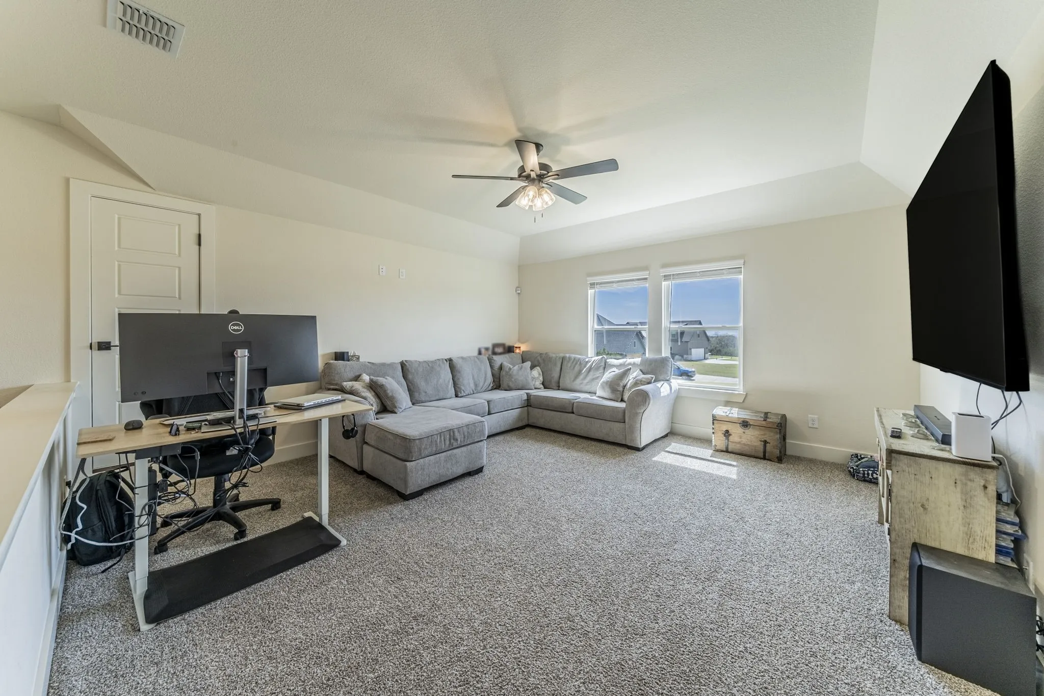 Single Family Residence For Sale in Parker County , 2001 Redemption Drive, Weatherford, Texas 76088, 3 Bedroom, 3 Bathroom, 2 Garage spaces, 2,355 Sqft, built in 2023, mls#21245678, Real Estate Agent in Weatherford, Homes For Sale in Parker county, Homes For Sale in Weatherford, Realtor in Weatherford Texas, Real Estate Brokerage Independent Realty Texas, Luminita Cordes Realtor