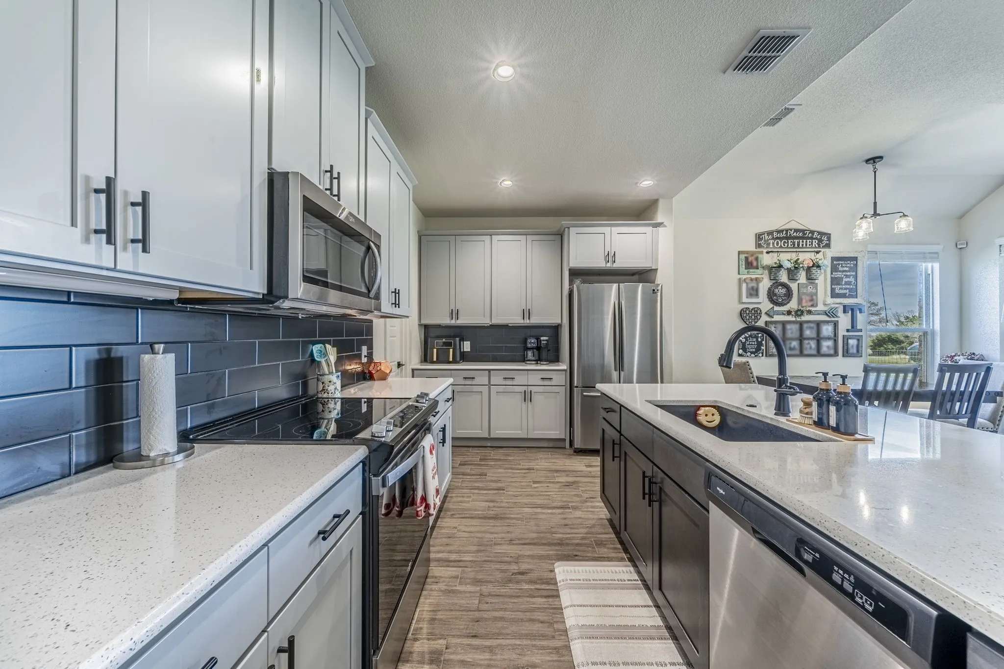 Single Family Residence For Sale in Parker County , 2001 Redemption Drive, Weatherford, Texas 76088, 3 Bedroom, 3 Bathroom, 2 Garage spaces, 2,355 Sqft, built in 2023, mls#21245678, Real Estate Agent in Weatherford, Homes For Sale in Parker county, Homes For Sale in Weatherford, Realtor in Weatherford Texas, Real Estate Brokerage Independent Realty Texas, Luminita Cordes Realtor