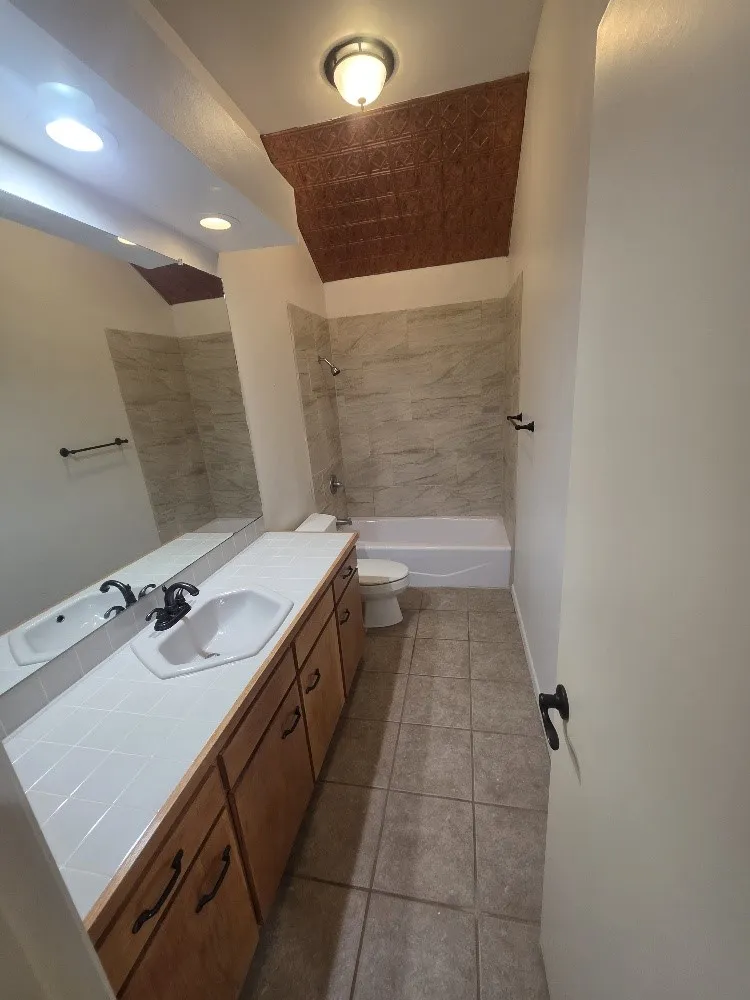 Single Family Residence For Rent in Tarrant County , 1315 Spyglass Drive, Mansfield, Texas 76063, 3 Bedroom, 3 Bathroom, 2 Garage spaces, 2,254 Sqft, built in 1988, mls#21243677, Real Estate Agent in Mansfield, Homes For Rent in Tarrant county, Homes For Rent in Mansfield, Realtor in Mansfield Texas, Real Estate Brokerage Independent Realty Texas, Luminita Cordes Realtor