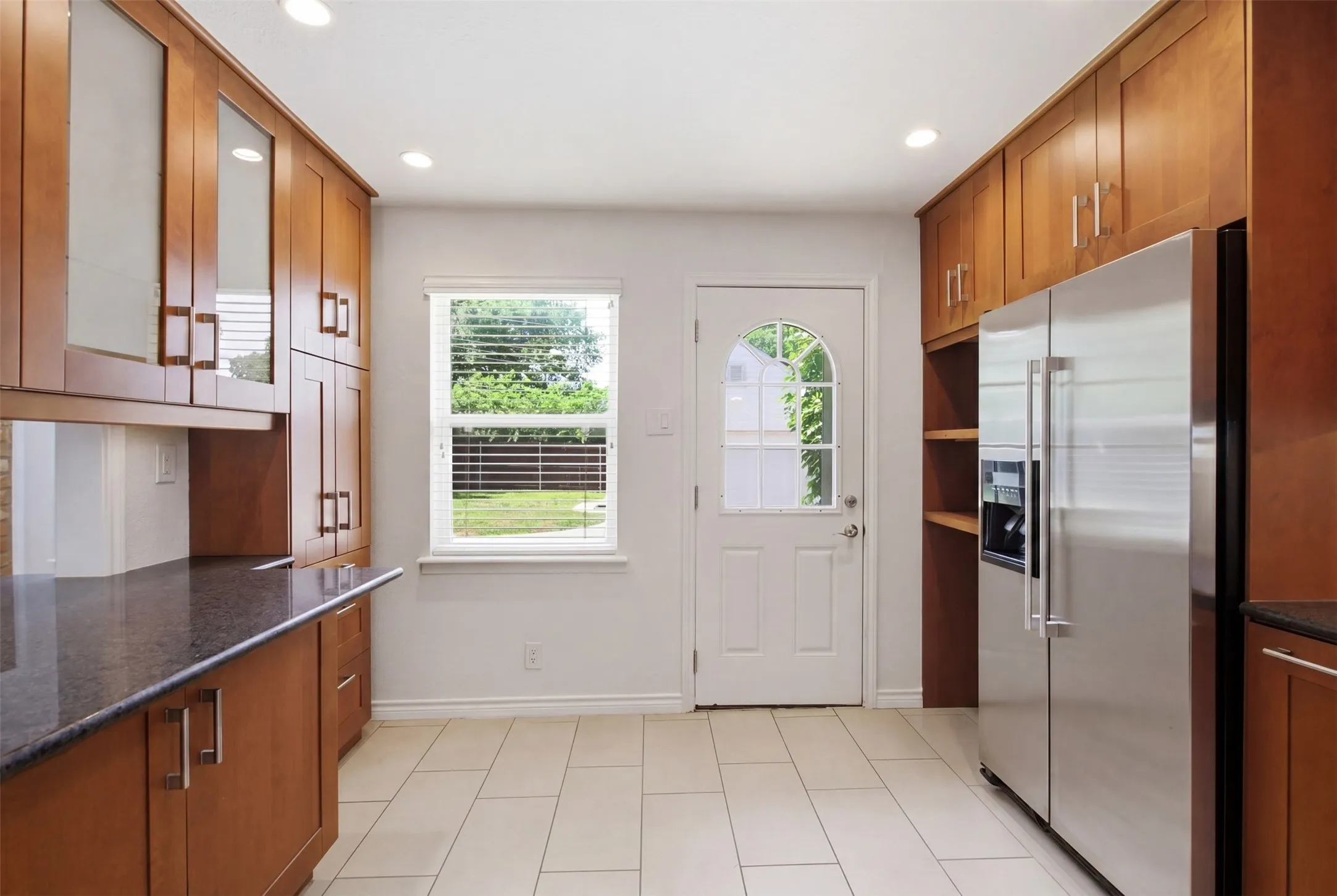 Single Family Residence For Sale in Dallas County , 4419 Abrams Road, Dallas, Texas 75214, 3 Bedroom, 2 Bathroom, 2 Garage spaces, 1,518 Sqft, built in 1957, Preowned, mls#21245437, Real Estate Agent in Dallas, Homes For Sale in Dallas county, Homes For Sale in Dallas, Realtor in Dallas Texas, Real Estate Brokerage Independent Realty Texas, Luminita Cordes Realtor