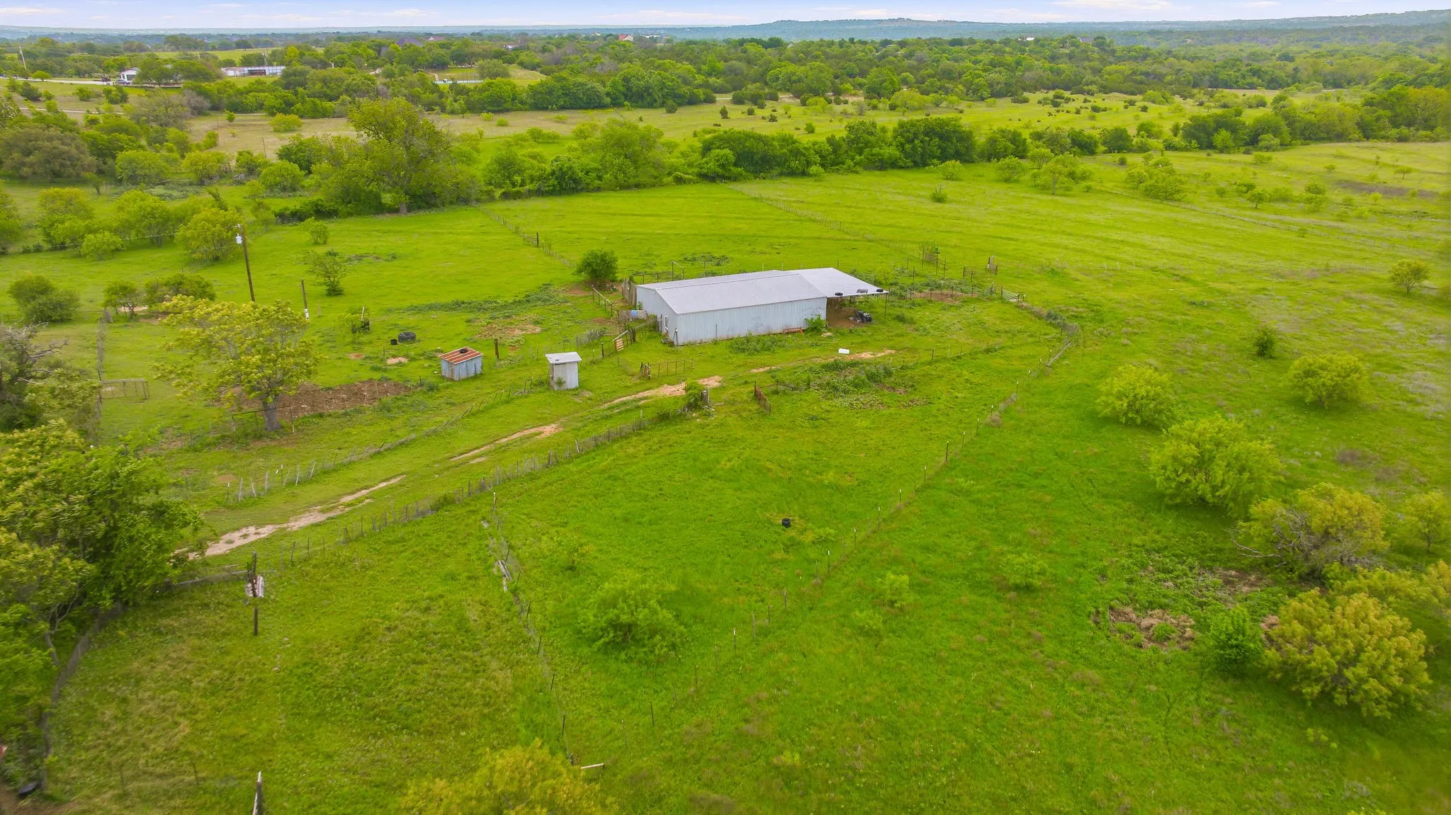 Farm For Sale in Parker County , 4823 Airport Road, Aledo, Texas 76008, 3 Bedroom, 2 Bathroom, 2 Garage spaces, 2,595 Sqft, built in 1996, Price $13,863,600, mls#21244767, Real Estate Agent in Aledo, Homes For Sale in Parker county, Homes For Sale in Aledo, Realtor in Aledo Texas, Real Estate Brokerage Independent Realty Texas, Luminita Cordes Realtor