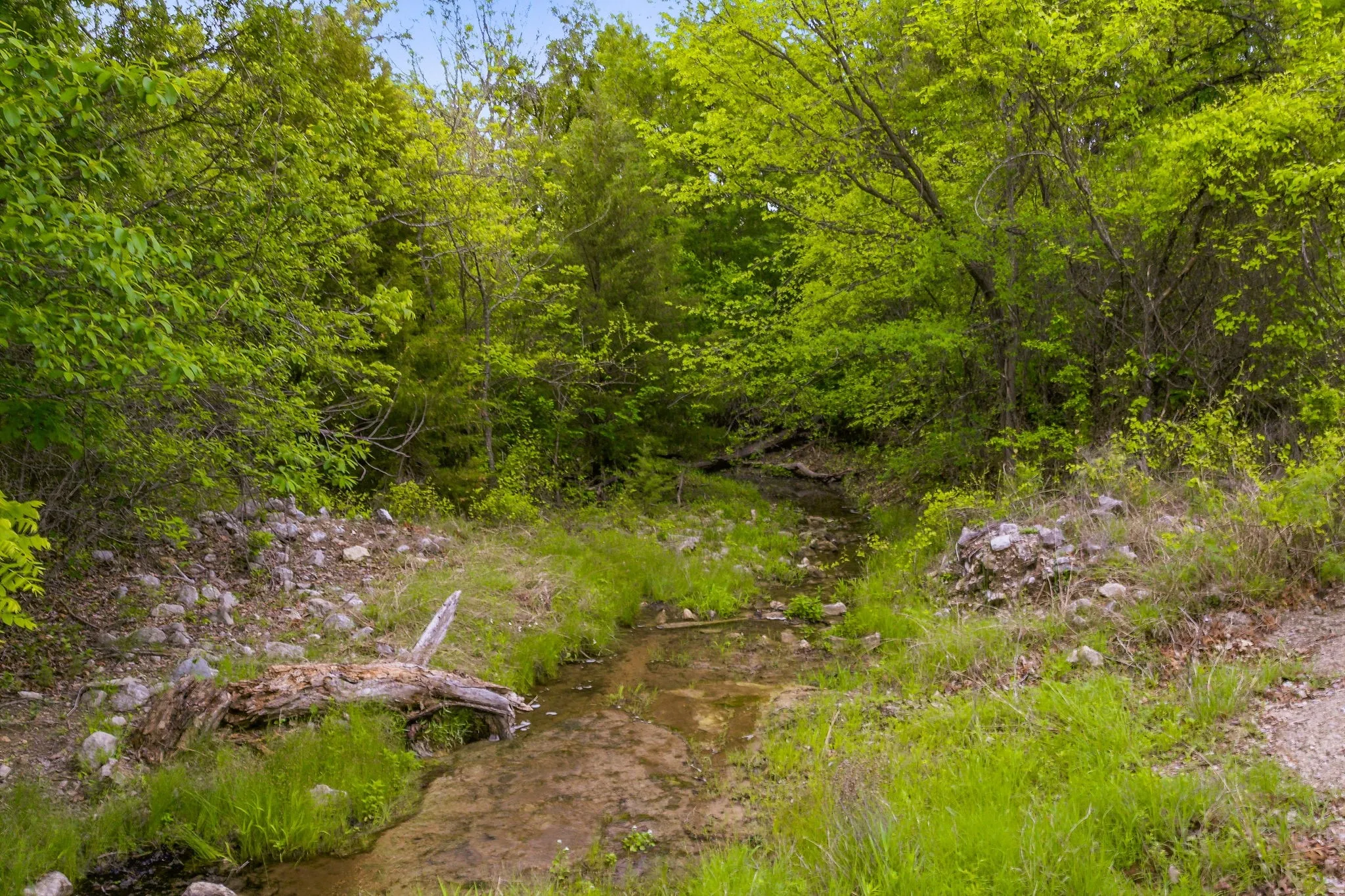 Farm For Sale in Parker County , 4823 Airport Road, Aledo, Texas 76008, 3 Bedroom, 2 Bathroom, 2 Garage spaces, 2,595 Sqft, built in 1996, Price $13,863,600, mls#21244767, Real Estate Agent in Aledo, Homes For Sale in Parker county, Homes For Sale in Aledo, Realtor in Aledo Texas, Real Estate Brokerage Independent Realty Texas, Luminita Cordes Realtor