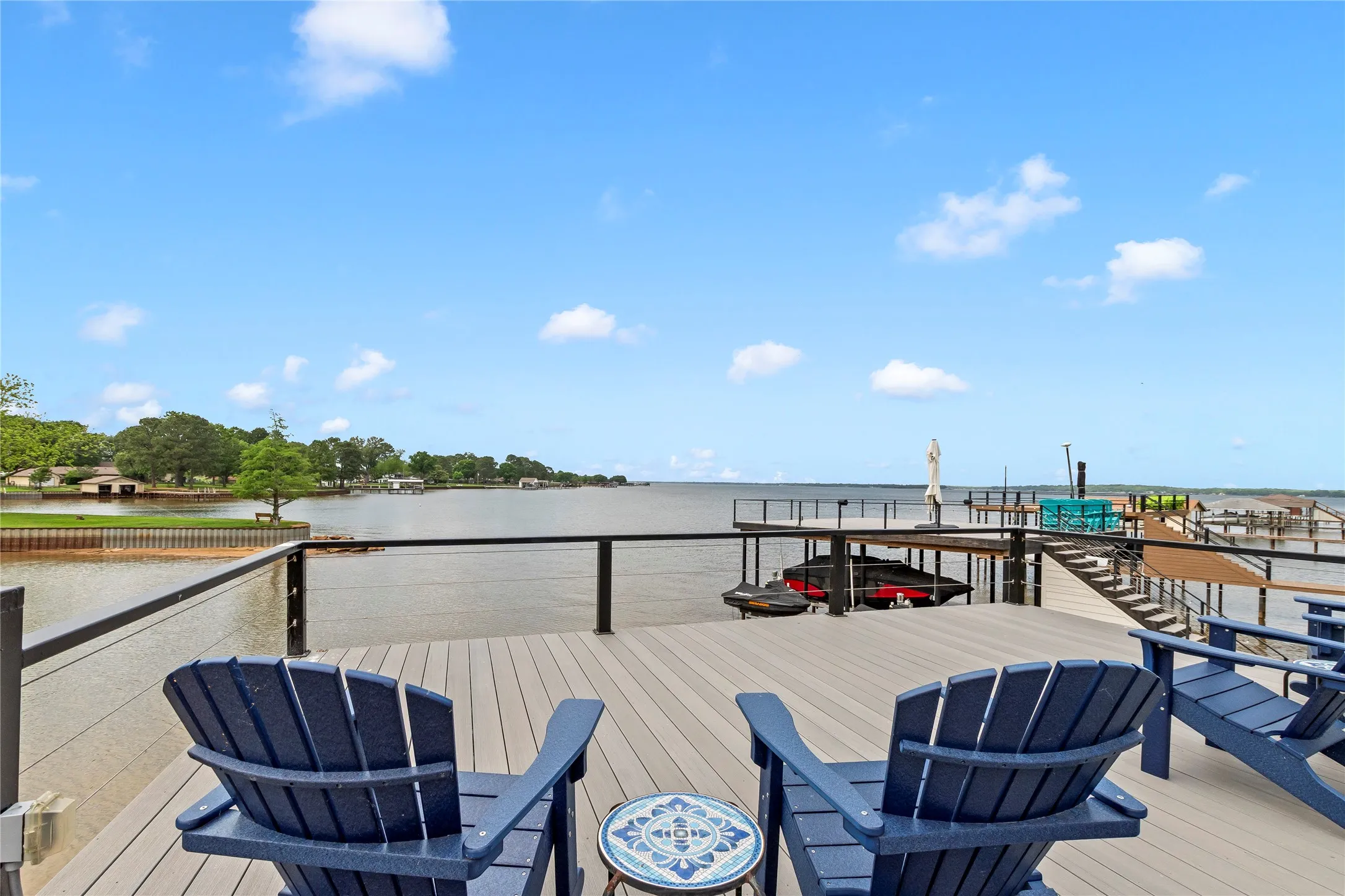 Single Family Residence For Sale in Henderson County , 125 Xit Ranch Road, Trinidad, Texas 75163, 4 Bedrooms, 3 Bathrooms, Garage spaces, 2,219 Sqft, built in 1984, Preowned, Price $739,000, mls#21245638, Real Estate Agent in Trinidad, Homes For Sale in Henderson county, Homes For Sale in Trinidad, Realtor in Trinidad Texas, Real Estate Brokerage Independent Realty Texas, Luminita Cordes Realtor