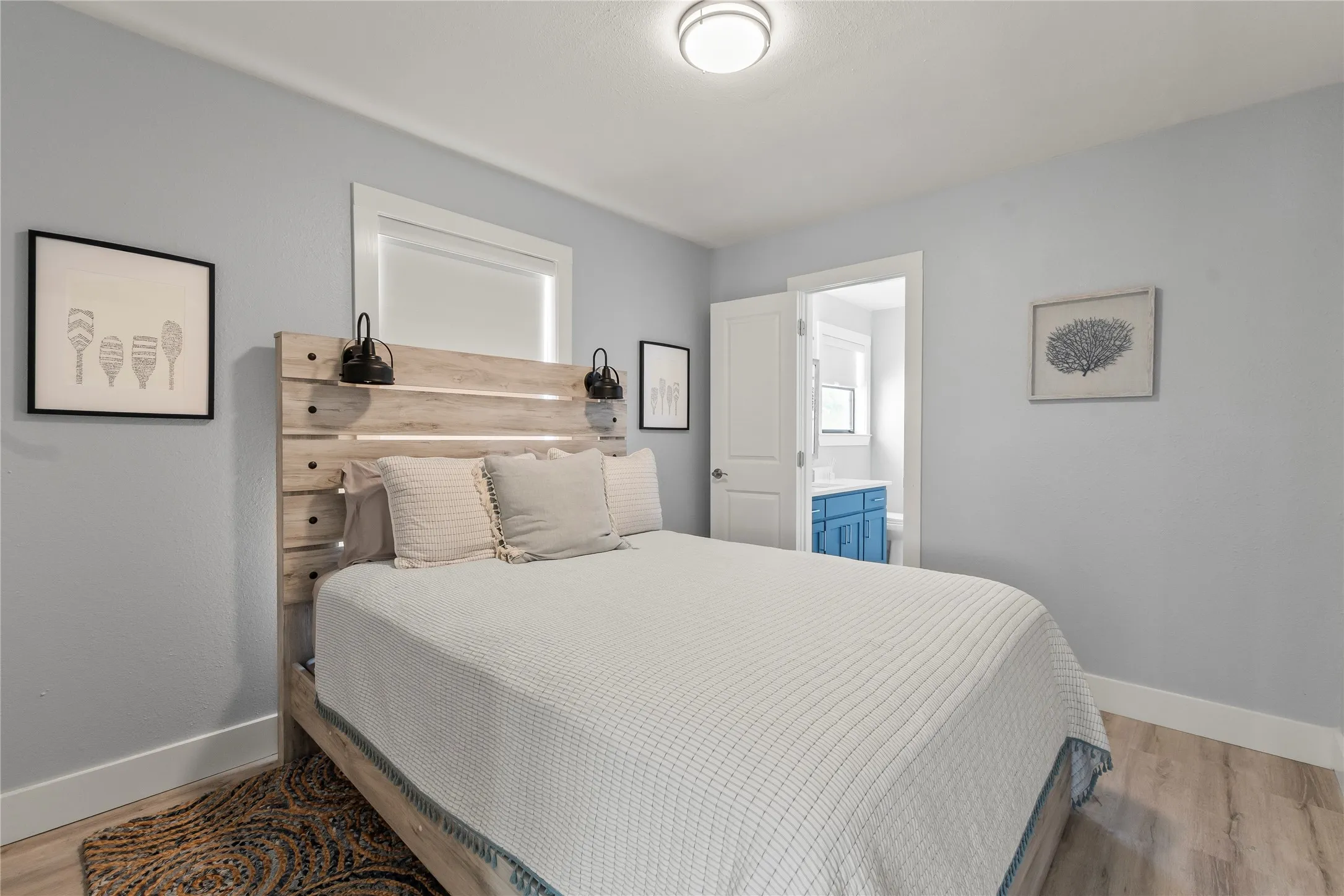 Single Family Residence For Sale in Henderson County , 125 Xit Ranch Road, Trinidad, Texas 75163, 4 Bedrooms, 3 Bathrooms, Garage spaces, 2,219 Sqft, built in 1984, Preowned, Price $739,000, mls#21245638, Real Estate Agent in Trinidad, Homes For Sale in Henderson county, Homes For Sale in Trinidad, Realtor in Trinidad Texas, Real Estate Brokerage Independent Realty Texas, Luminita Cordes Realtor
