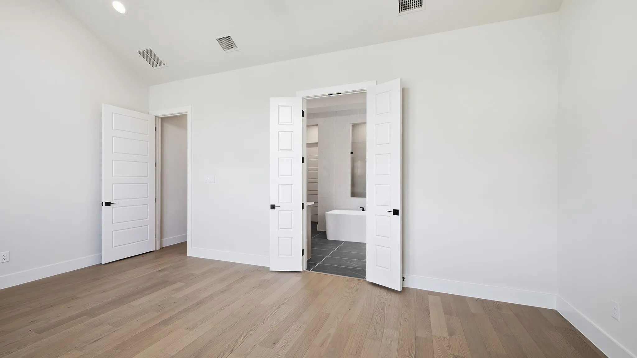 Single Family Residence For Sale in Parker County , 2505 Domingo Drive, Fort Worth, Texas 76078, 4 Bedroom, 4 Bathroom, 3 Garage spaces, 2,991 Sqft, built in 2026, New Construction - Incomplete, mls#21246279, Real Estate Agent in Fort Worth, Homes For Sale in Parker county, Homes For Sale in Fort Worth, Realtor in Fort Worth Texas, Real Estate Brokerage Independent Realty Texas, Luminita Cordes Realtor