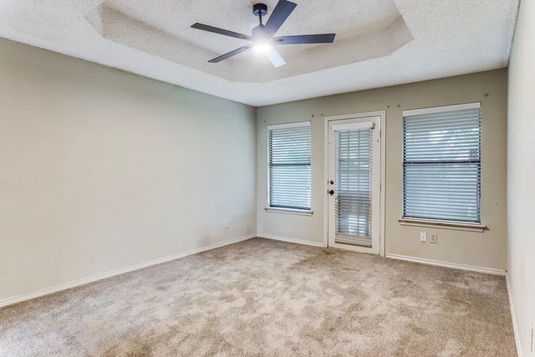 Single Family Residence For Sale in Tarrant County , 1505 Sunny Glen Street, Fort Worth, Texas 76134, 3 Bedroom, 2 Bathroom, 2 Garage spaces, 1,636 Sqft, built in 1985, mls#21221500, Real Estate Agent in Fort Worth, Homes For Sale in Tarrant county, Homes For Sale in Fort Worth, Realtor in Fort Worth Texas, Real Estate Brokerage Independent Realty Texas, Luminita Cordes Realtor