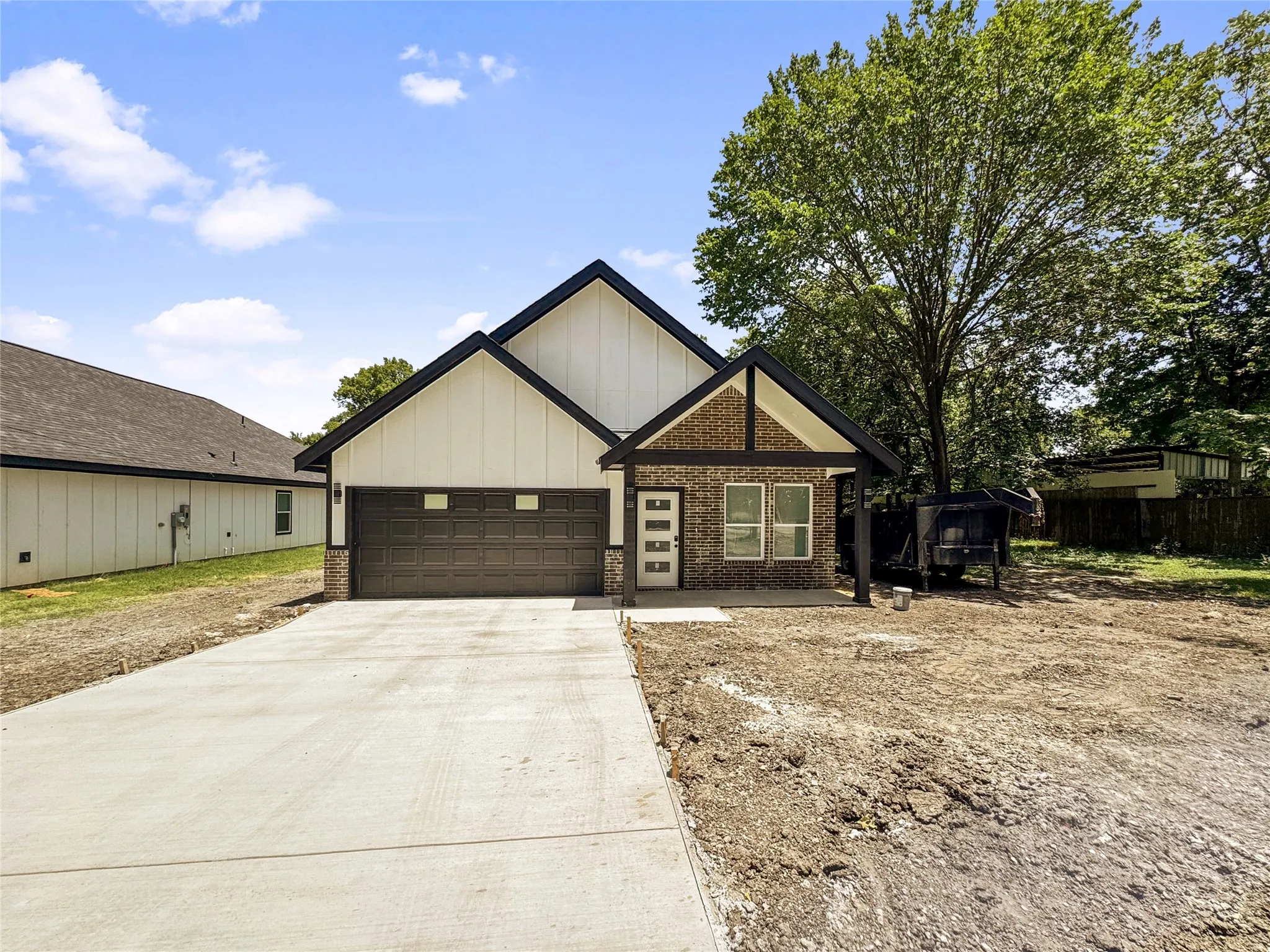 Single Family Residence For Sale in Dallas County , 3104 Delafield Lane, Dallas, Texas 75227, 4 Bedroom, 2 Bathroom, 2 Garage spaces, 1,672 Sqft, built in 2026, New Construction - Incomplete, mls#21246239, Real Estate Agent in Dallas, Homes For Sale in Dallas county, Homes For Sale in Dallas, Realtor in Dallas Texas, Real Estate Brokerage Independent Realty Texas, Luminita Cordes Realtor