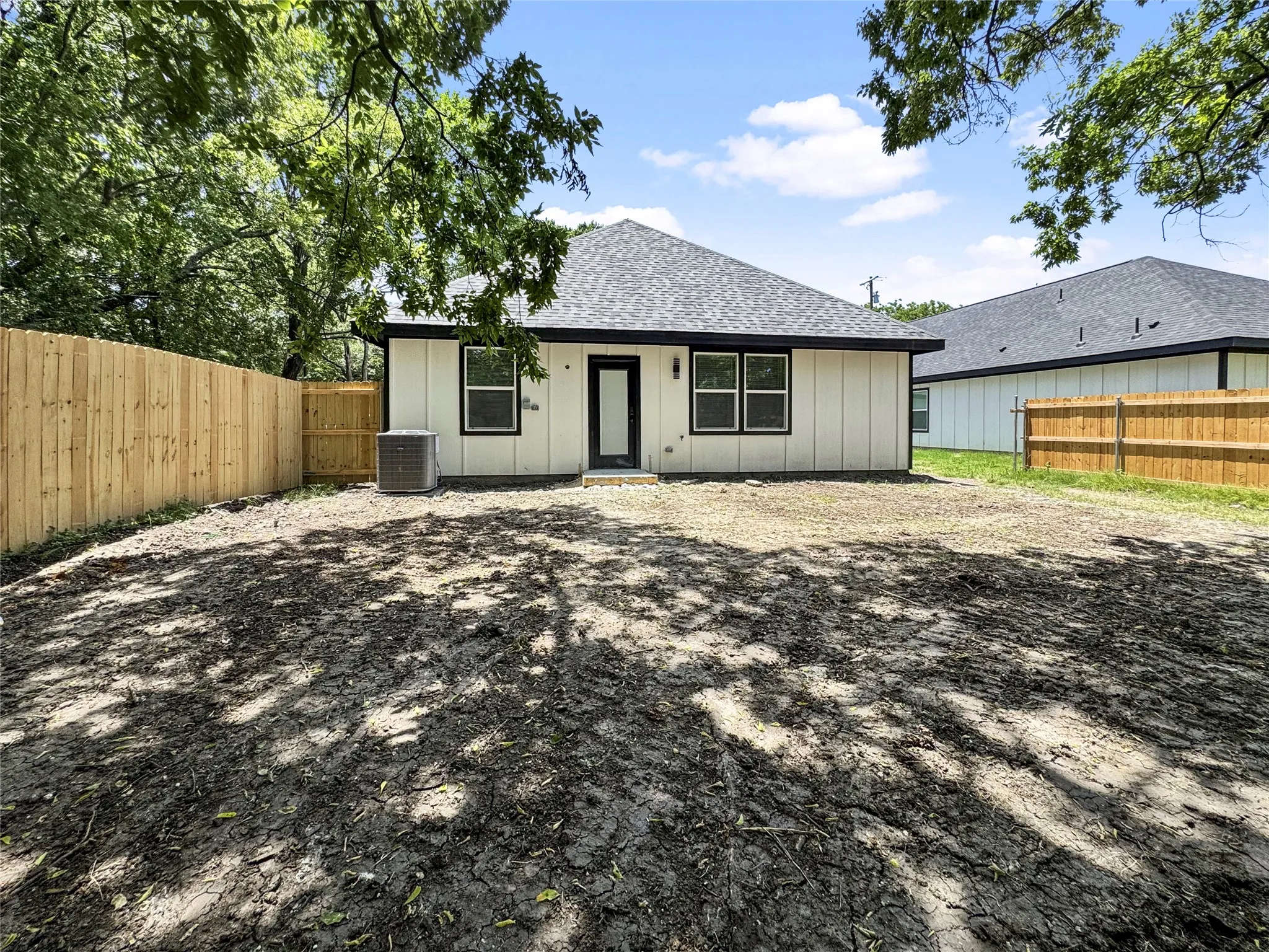 Single Family Residence For Sale in Dallas County , 3104 Delafield Lane, Dallas, Texas 75227, 4 Bedroom, 2 Bathroom, 2 Garage spaces, 1,672 Sqft, built in 2026, New Construction - Incomplete, mls#21246239, Real Estate Agent in Dallas, Homes For Sale in Dallas county, Homes For Sale in Dallas, Realtor in Dallas Texas, Real Estate Brokerage Independent Realty Texas, Luminita Cordes Realtor