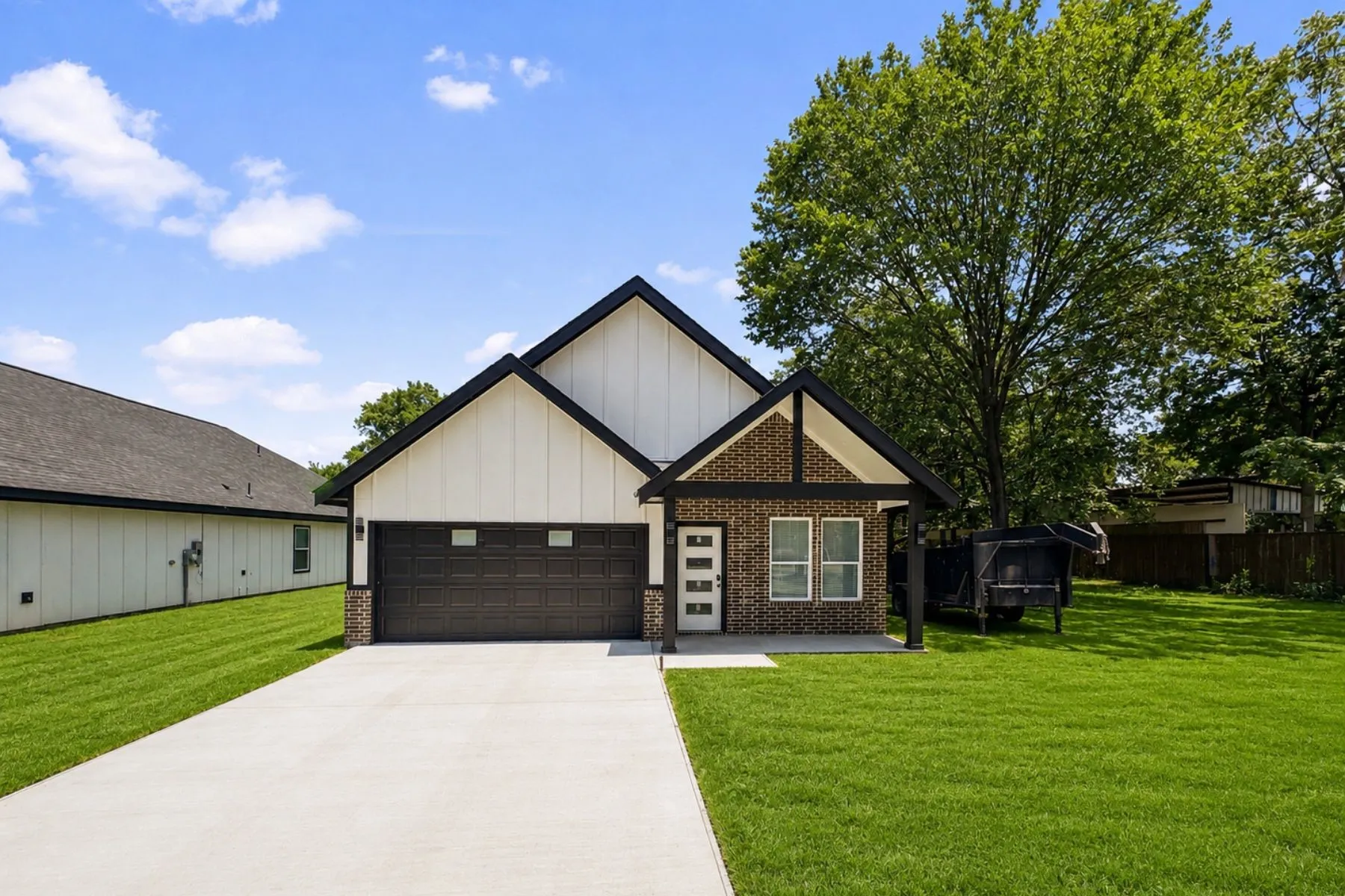 Single Family Residence For Sale in Dallas County , 3104 Delafield Lane, Dallas, Texas 75227, 4 Bedroom, 2 Bathroom, 2 Garage spaces, 1,672 Sqft, built in 2026, New Construction - Incomplete, mls#21246239, Real Estate Agent in Dallas, Homes For Sale in Dallas county, Homes For Sale in Dallas, Realtor in Dallas Texas, Real Estate Brokerage Independent Realty Texas, Luminita Cordes Realtor