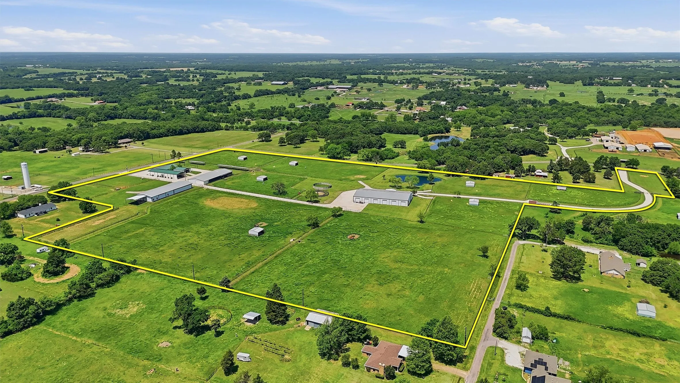Outline showing entire property