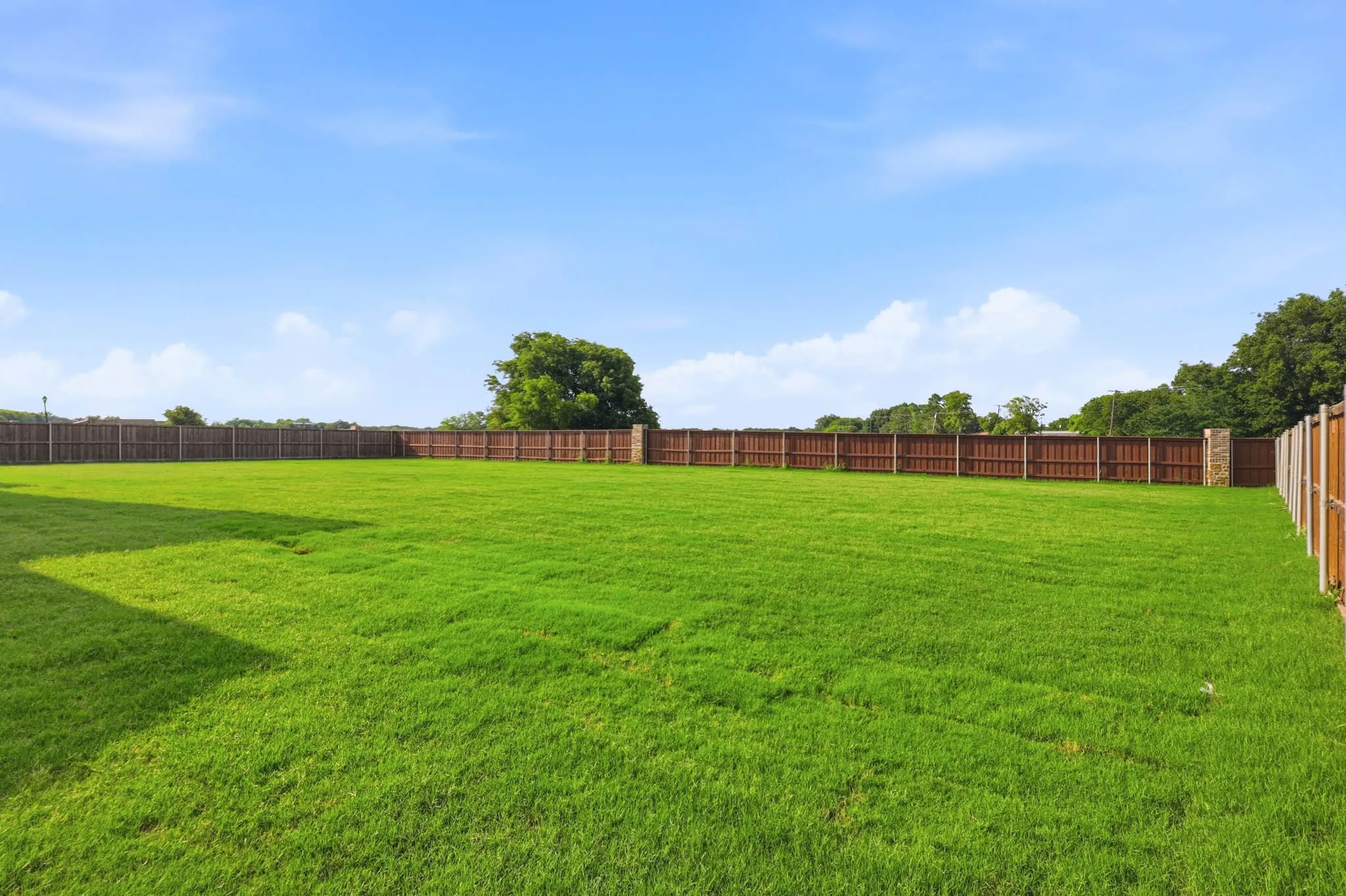Single Family Residence For Sale in Grayson County , 144 Chisolm Trail, Pottsboro, Texas 75076, 4 Bedroom, 4 Bathroom, 3 Garage spaces, 2,735 Sqft, built in 2026, New Construction - Incomplete, Price $625,000, mls#21246012, Real Estate Agent in Pottsboro, Homes For Sale in Grayson county, Homes For Sale in Pottsboro, Realtor in Pottsboro Texas, Real Estate Brokerage Independent Realty Texas, Luminita Cordes Realtor