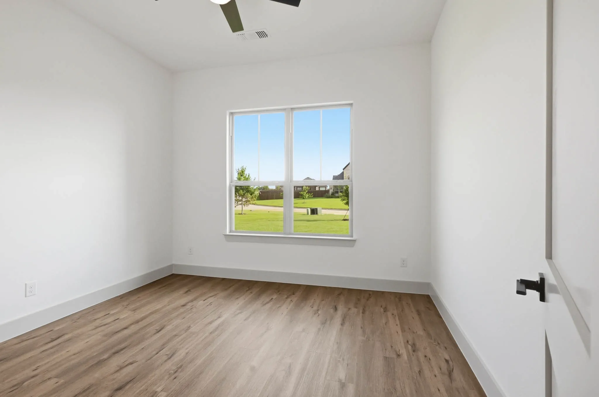 Single Family Residence For Sale in Grayson County , 144 Chisolm Trail, Pottsboro, Texas 75076, 4 Bedroom, 4 Bathroom, 3 Garage spaces, 2,735 Sqft, built in 2026, New Construction - Incomplete, Price $625,000, mls#21246012, Real Estate Agent in Pottsboro, Homes For Sale in Grayson county, Homes For Sale in Pottsboro, Realtor in Pottsboro Texas, Real Estate Brokerage Independent Realty Texas, Luminita Cordes Realtor