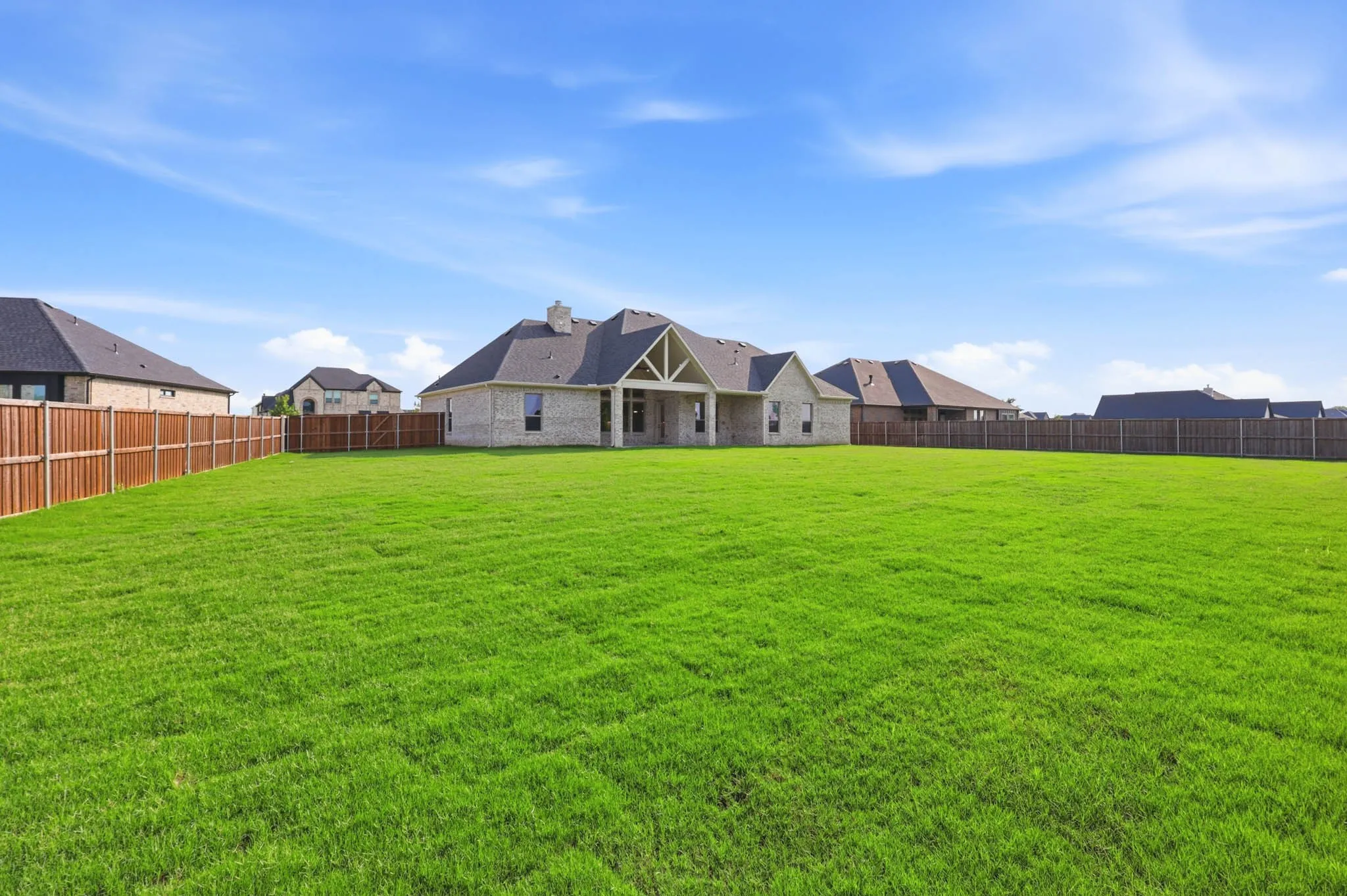 Single Family Residence For Sale in Grayson County , 144 Chisolm Trail, Pottsboro, Texas 75076, 4 Bedroom, 4 Bathroom, 3 Garage spaces, 2,735 Sqft, built in 2026, New Construction - Incomplete, Price $625,000, mls#21246012, Real Estate Agent in Pottsboro, Homes For Sale in Grayson county, Homes For Sale in Pottsboro, Realtor in Pottsboro Texas, Real Estate Brokerage Independent Realty Texas, Luminita Cordes Realtor