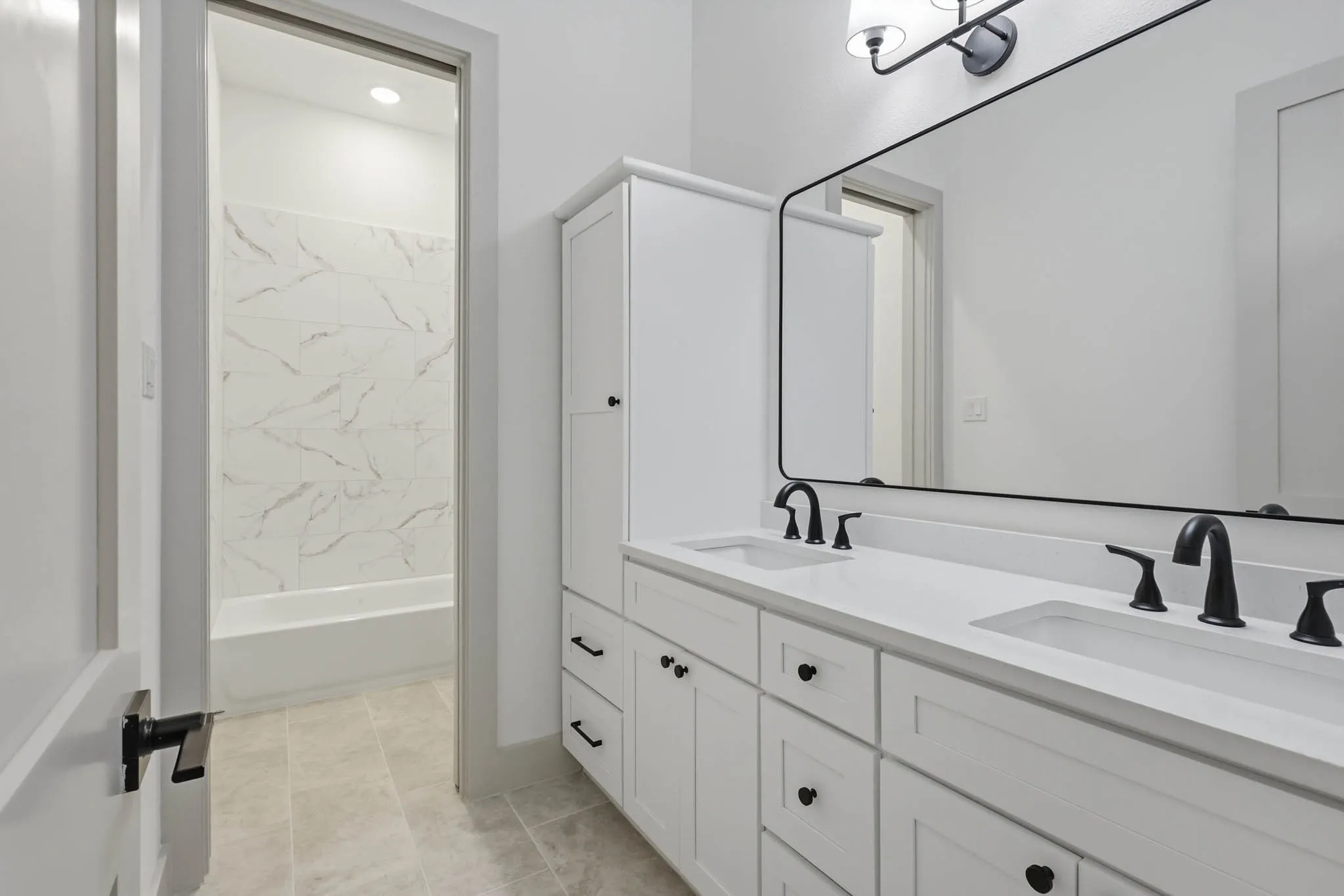 Single Family Residence For Sale in Grayson County , 144 Chisolm Trail, Pottsboro, Texas 75076, 4 Bedroom, 4 Bathroom, 3 Garage spaces, 2,735 Sqft, built in 2026, New Construction - Incomplete, Price $625,000, mls#21246012, Real Estate Agent in Pottsboro, Homes For Sale in Grayson county, Homes For Sale in Pottsboro, Realtor in Pottsboro Texas, Real Estate Brokerage Independent Realty Texas, Luminita Cordes Realtor