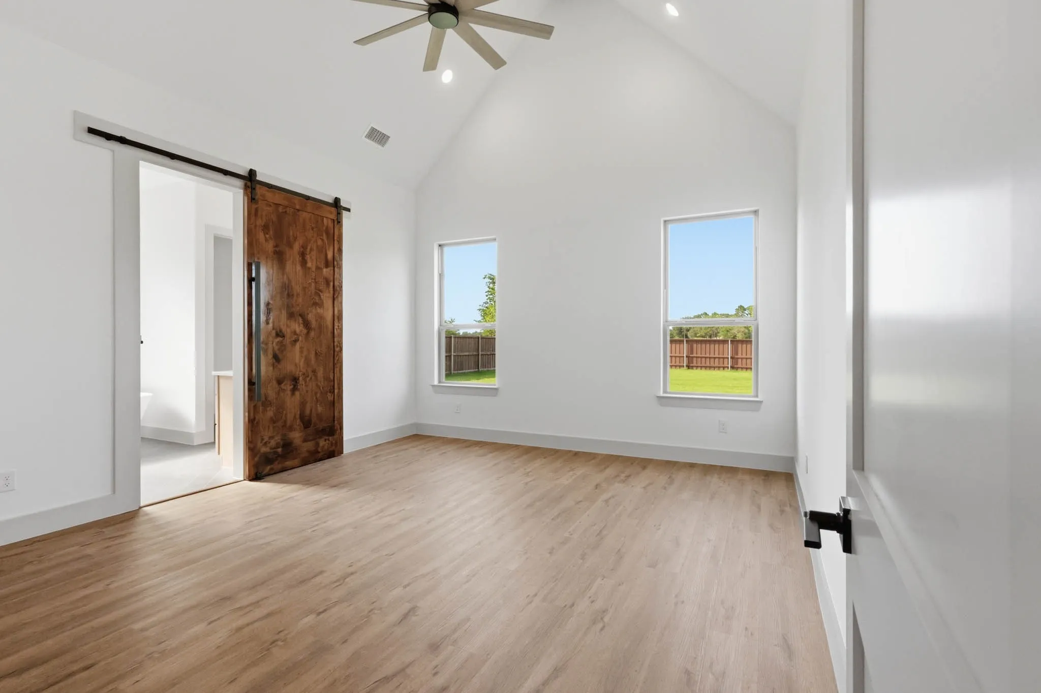Single Family Residence For Sale in Grayson County , 144 Chisolm Trail, Pottsboro, Texas 75076, 4 Bedroom, 4 Bathroom, 3 Garage spaces, 2,735 Sqft, built in 2026, New Construction - Incomplete, Price $625,000, mls#21246012, Real Estate Agent in Pottsboro, Homes For Sale in Grayson county, Homes For Sale in Pottsboro, Realtor in Pottsboro Texas, Real Estate Brokerage Independent Realty Texas, Luminita Cordes Realtor
