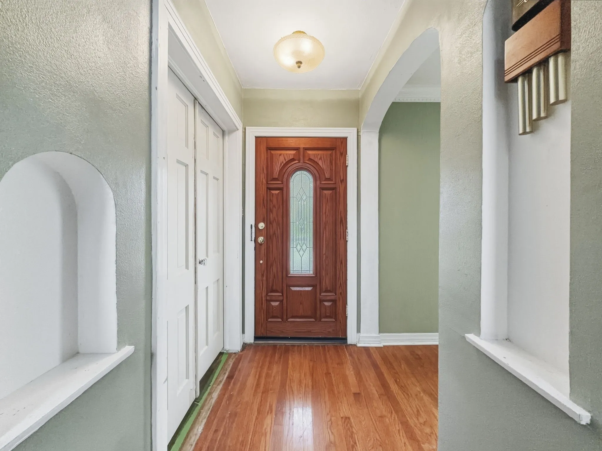 Single Family Residence For Sale in Hamilton County , 609 E Main Street, Hamilton, Texas 76531, 4 Bedroom, 2 Bathroom, Garage spaces, 2,889 Sqft, built in 1928, mls#21245167, Real Estate Agent in Hamilton, Homes For Sale in Hamilton county, Homes For Sale in Hamilton, Realtor in Hamilton Texas, Real Estate Brokerage Independent Realty Texas, Luminita Cordes Realtor