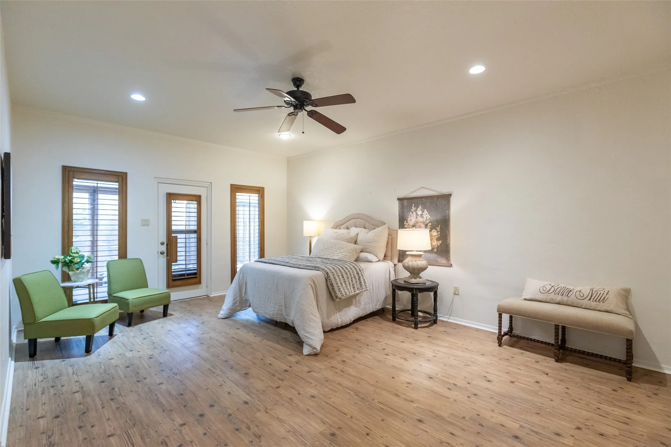Single Family Residence For Sale in Taylor County , 25 Tamarisk Circle, Abilene, Texas 79606, 3 Bedroom, 3 Bathroom, 2 Garage spaces, 2,324 Sqft, built in 1980, mls#21246186, Real Estate Agent in Abilene, Homes For Sale in Taylor county, Homes For Sale in Abilene, Realtor in Abilene Texas, Real Estate Brokerage Independent Realty Texas, Luminita Cordes Realtor
