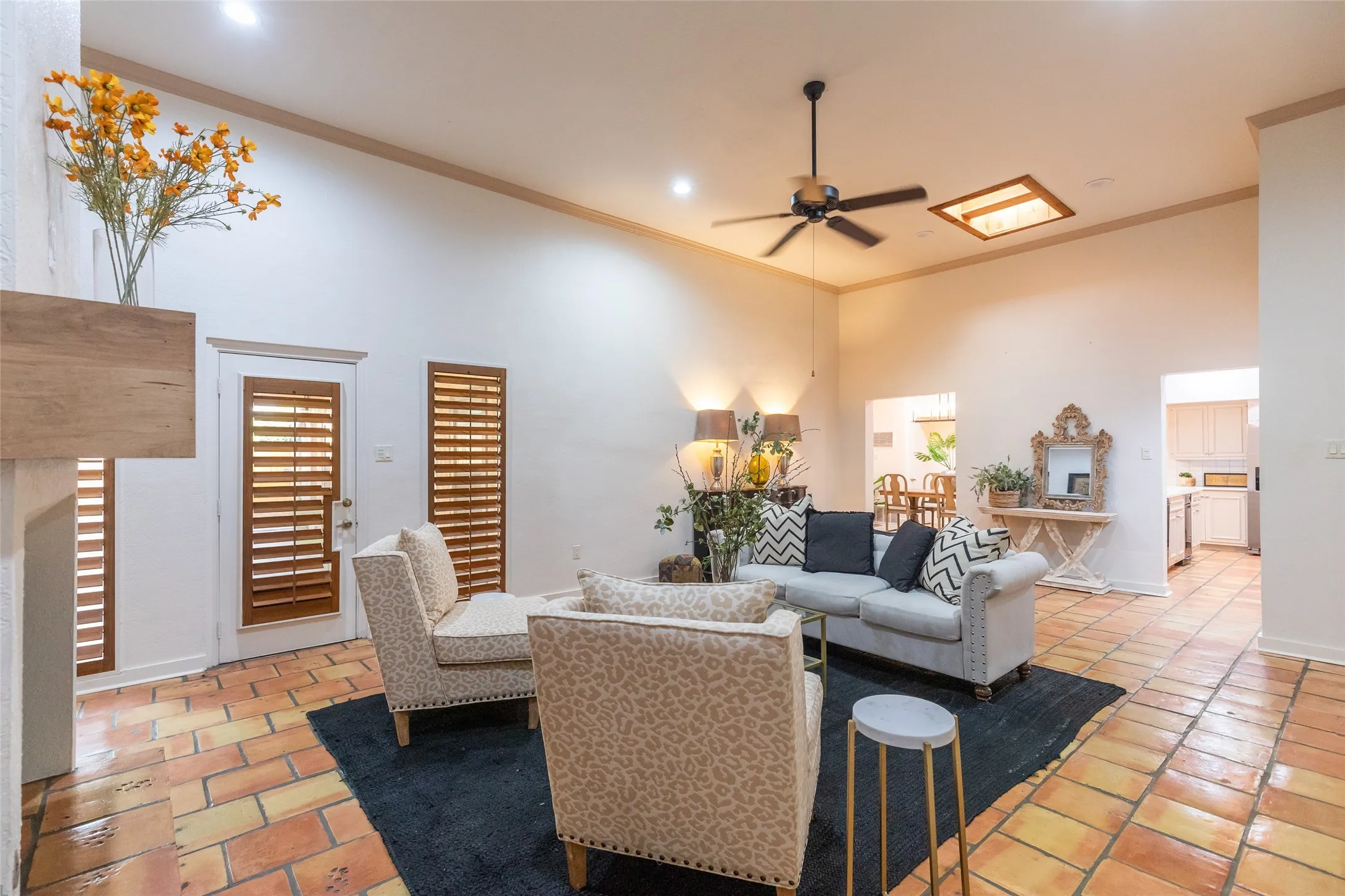 Single Family Residence For Sale in Taylor County , 25 Tamarisk Circle, Abilene, Texas 79606, 3 Bedroom, 3 Bathroom, 2 Garage spaces, 2,324 Sqft, built in 1980, mls#21246186, Real Estate Agent in Abilene, Homes For Sale in Taylor county, Homes For Sale in Abilene, Realtor in Abilene Texas, Real Estate Brokerage Independent Realty Texas, Luminita Cordes Realtor