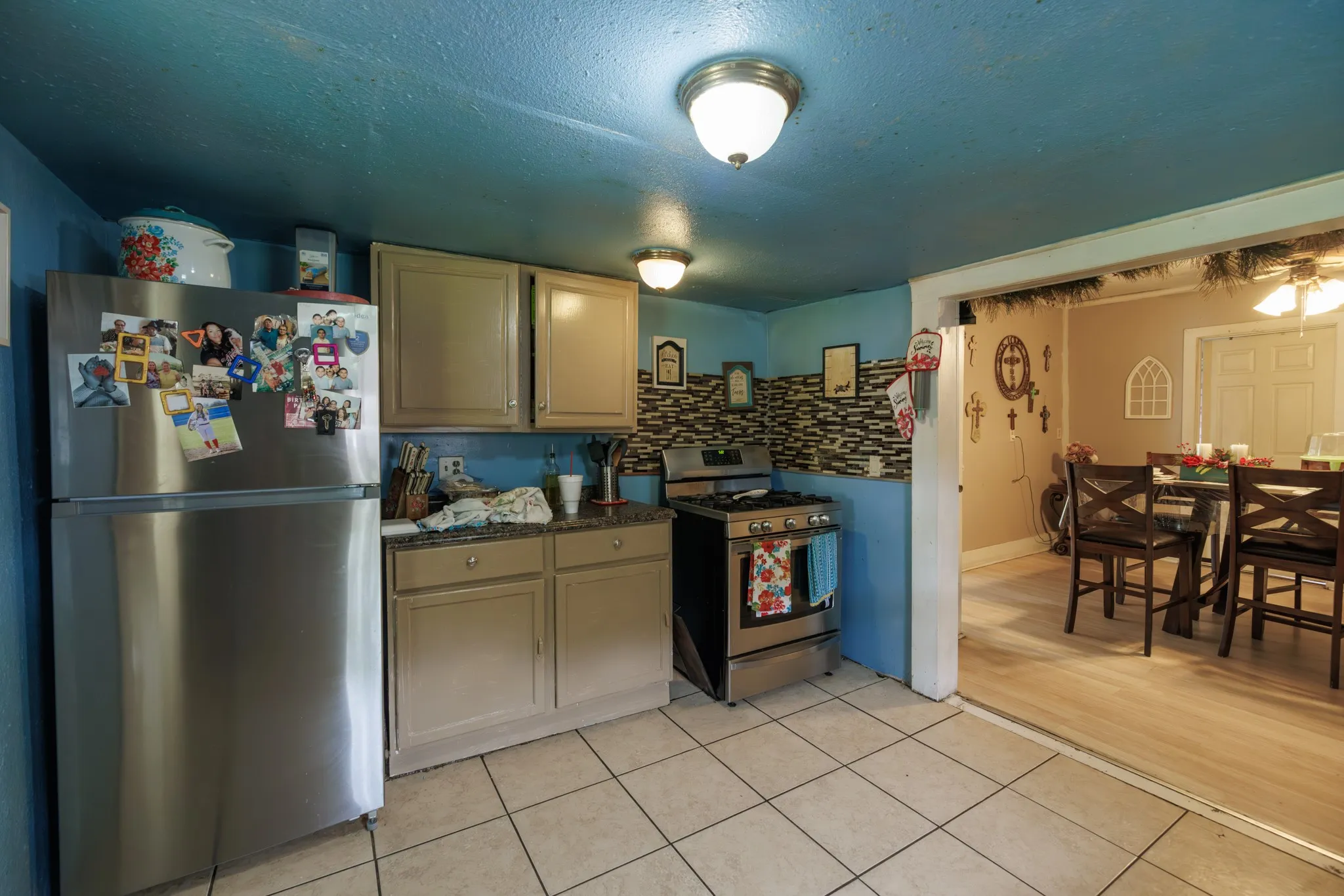 Single Family Residence For Sale in Coleman County , 308 W 5th Street, Coleman, Texas 76834, 2 Bedroom, 1 Bathroom, Garage spaces, 868 Sqft, built in 1950, Preowned, mls#21245201, Real Estate Agent in Coleman, Homes For Sale in Coleman county, Homes For Sale in Coleman, Realtor in Coleman Texas, Real Estate Brokerage Independent Realty Texas, Luminita Cordes Realtor
