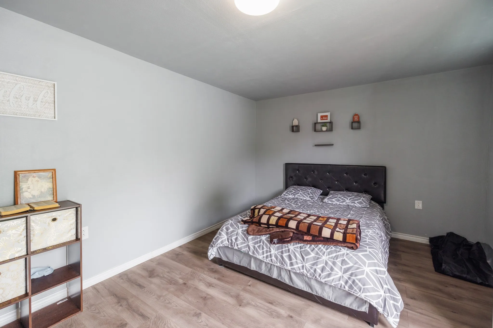 Single Family Residence For Sale in Coleman County , 308 W 5th Street, Coleman, Texas 76834, 2 Bedroom, 1 Bathroom, Garage spaces, 868 Sqft, built in 1950, Preowned, mls#21245201, Real Estate Agent in Coleman, Homes For Sale in Coleman county, Homes For Sale in Coleman, Realtor in Coleman Texas, Real Estate Brokerage Independent Realty Texas, Luminita Cordes Realtor