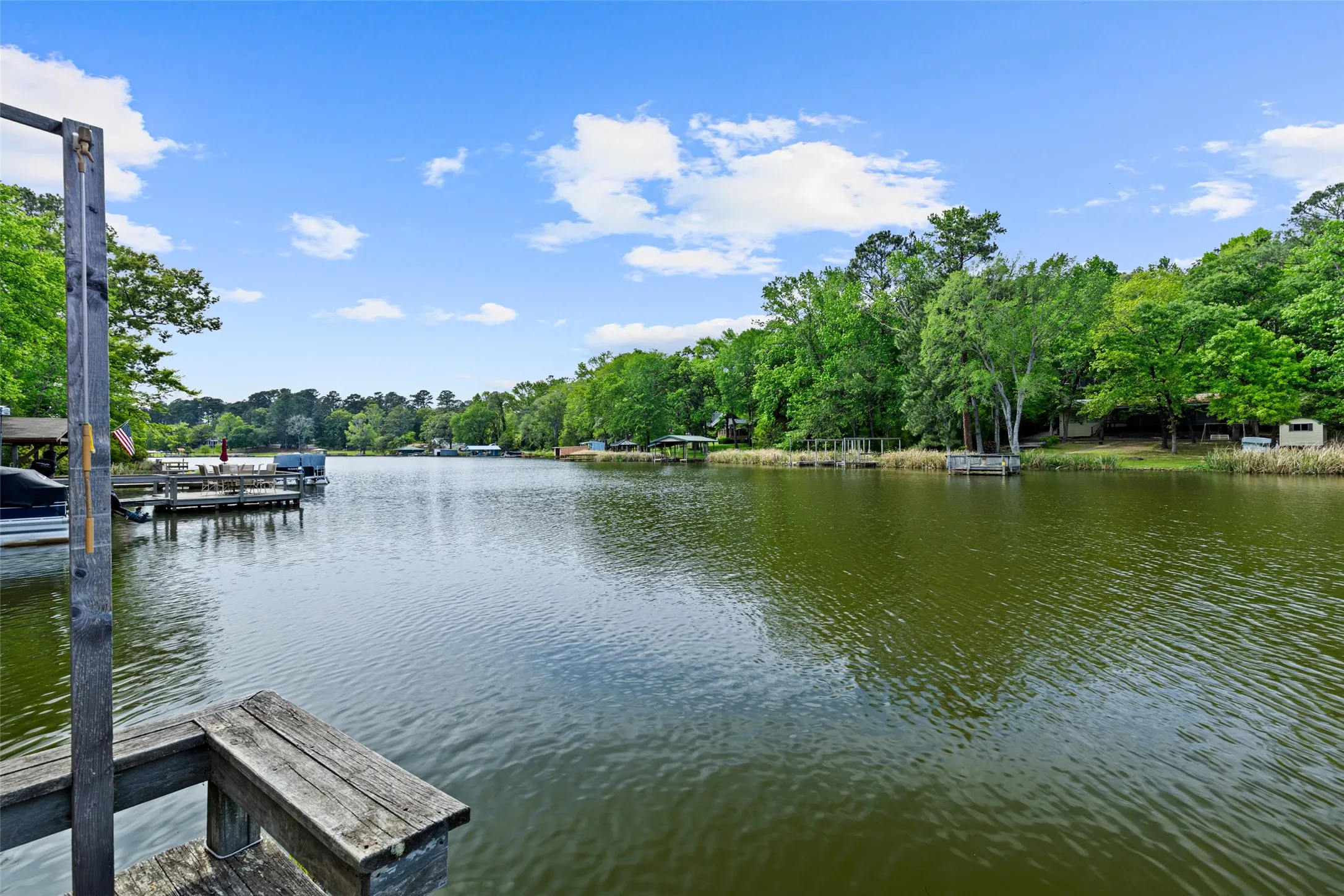 Single Family Residence For Sale in Wood County , 646 County Road 3235, Quitman, Texas 75783, 3 Bedroom, 2 Bathroom, Garage spaces, 1,365 Sqft, built in 1985, mls#21245130, Real Estate Agent in Quitman, Homes For Sale in Wood county, Homes For Sale in Quitman, Realtor in Quitman Texas, Real Estate Brokerage Independent Realty Texas, Luminita Cordes Realtor
